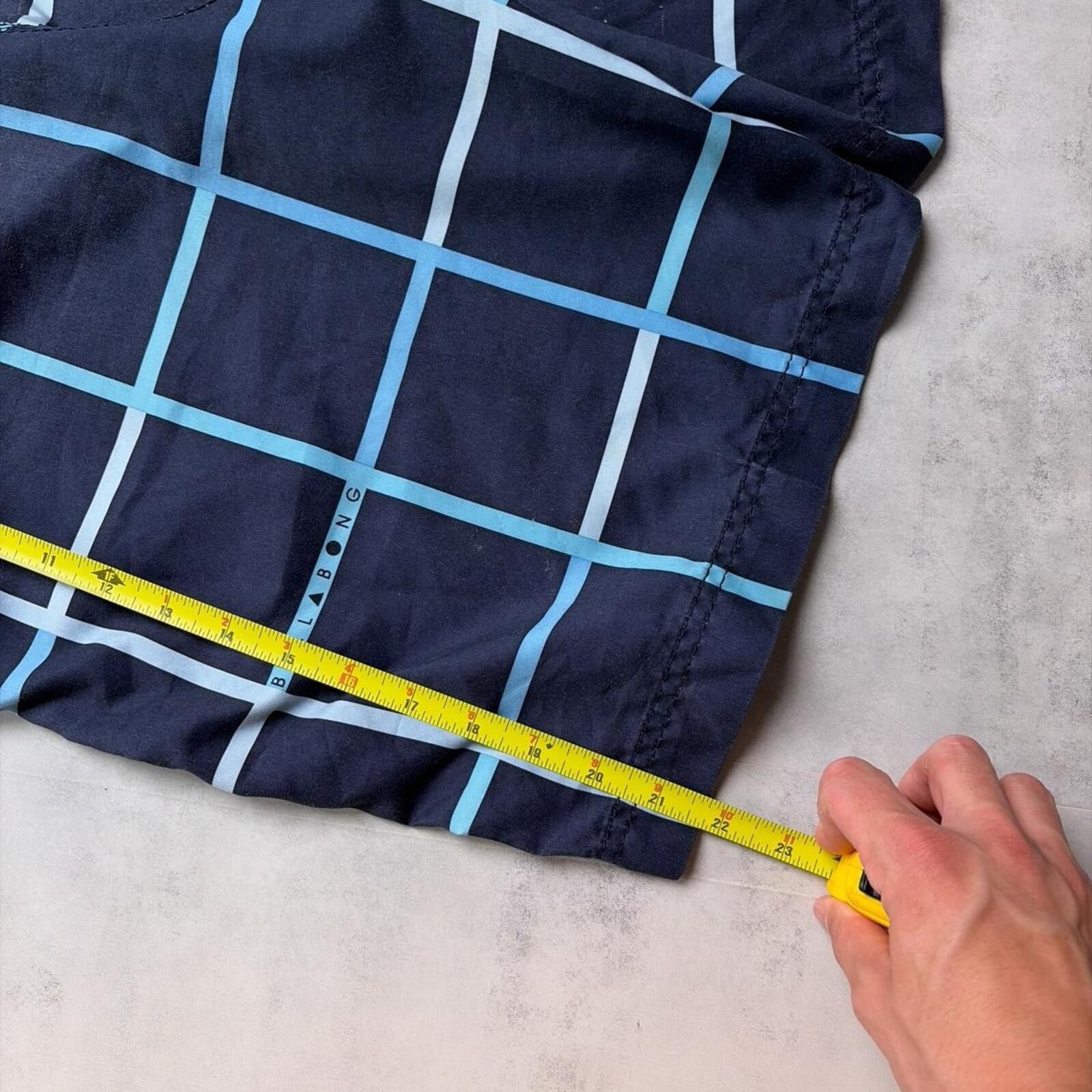Billabong Y2K Navy Billabong Grunge Surf Baggy Plaid Board Shorts Size US 34 / EU 50 - 8 Thumbnail