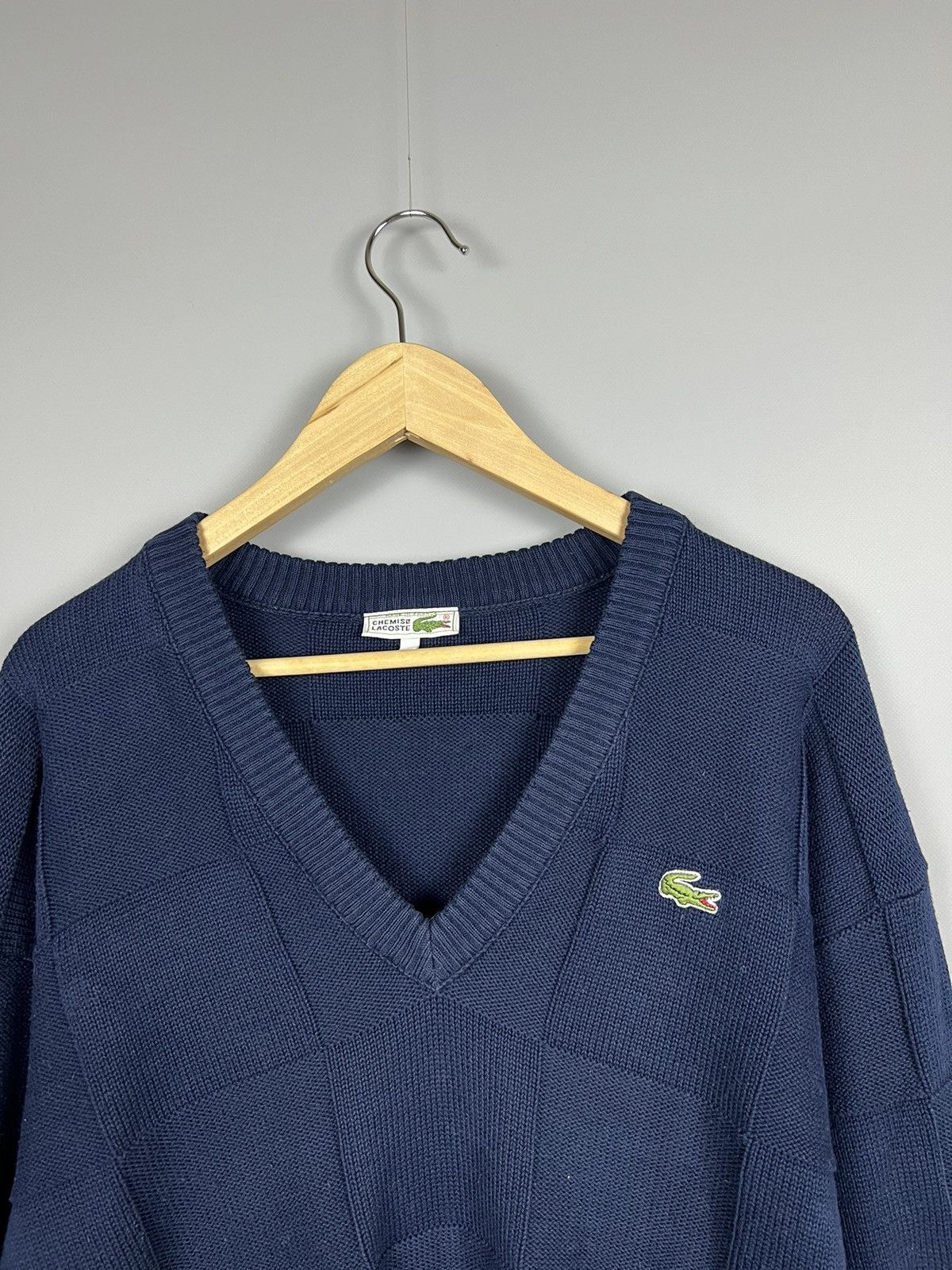 Lacoste M-L Lacoste v-neck vintage knit sweater geometric print Rare Size US M / EU 48-50 / 2 - 2 Thumbnail
