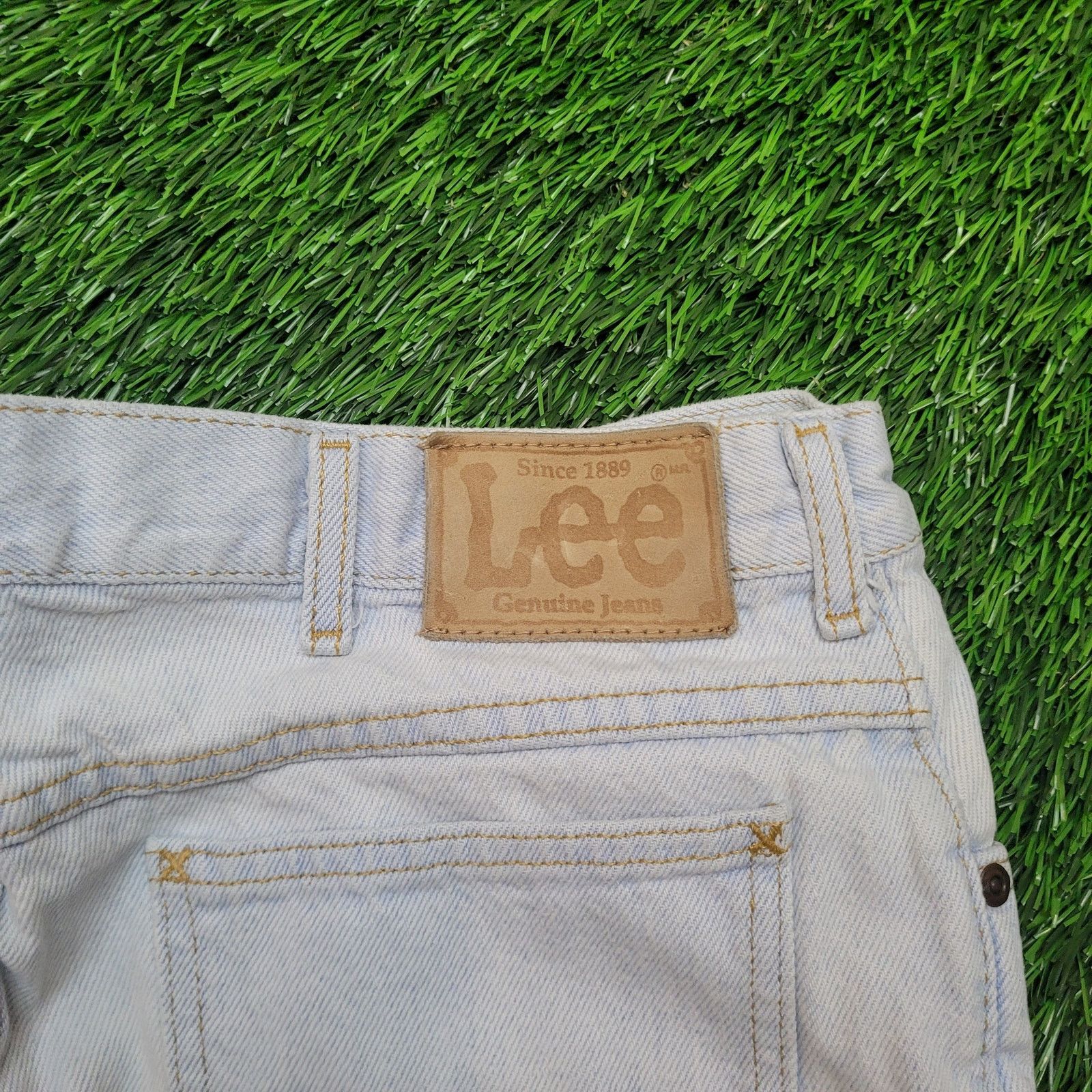 Lee VTG 90s Lee Jeans 34x28 Straight Leg Mid Rise Relaxed Fit Size US 34 / EU 50 - 9 Thumbnail