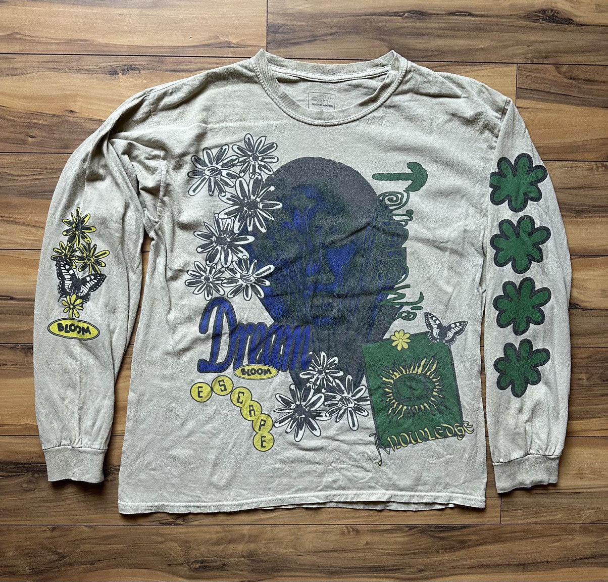 Other Dream Bloom Escape Graphic Long Sleeve Shirt Size M / US 6-8 / IT 42-44 - 1 Thumbnail