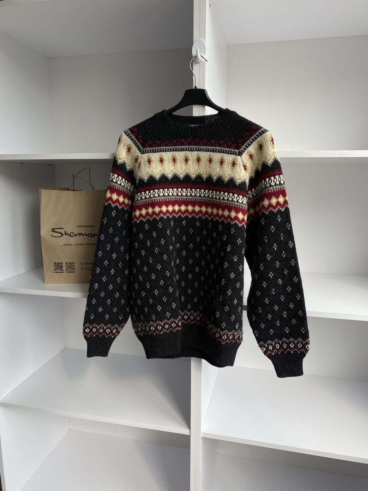 Vintage DEVOLD Olmes Caretti Norway Pure Wool Pewter Clasp Sweater Size US L / EU 52-54 / 3 - 3 Thumbnail