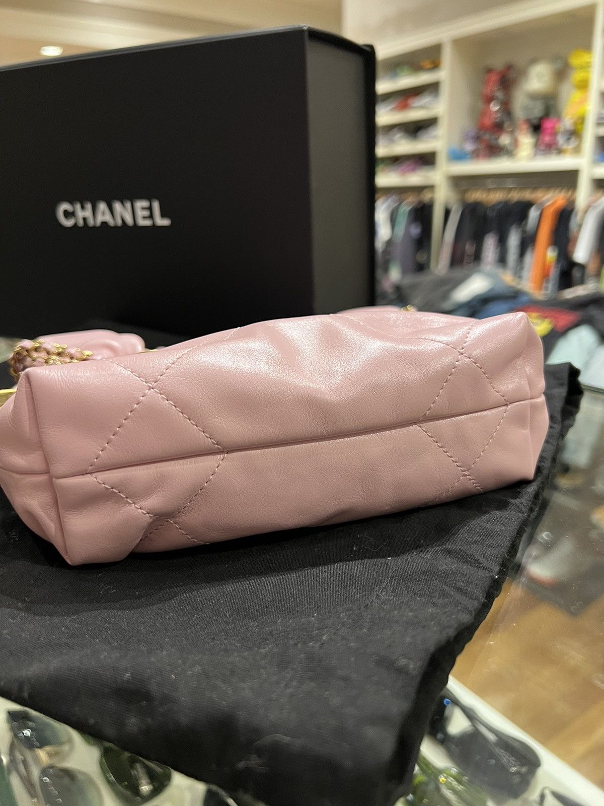Chanel Chanel Mini Quilted 22 Hobo Bag Pink Size ONE SIZE - 8 Thumbnail