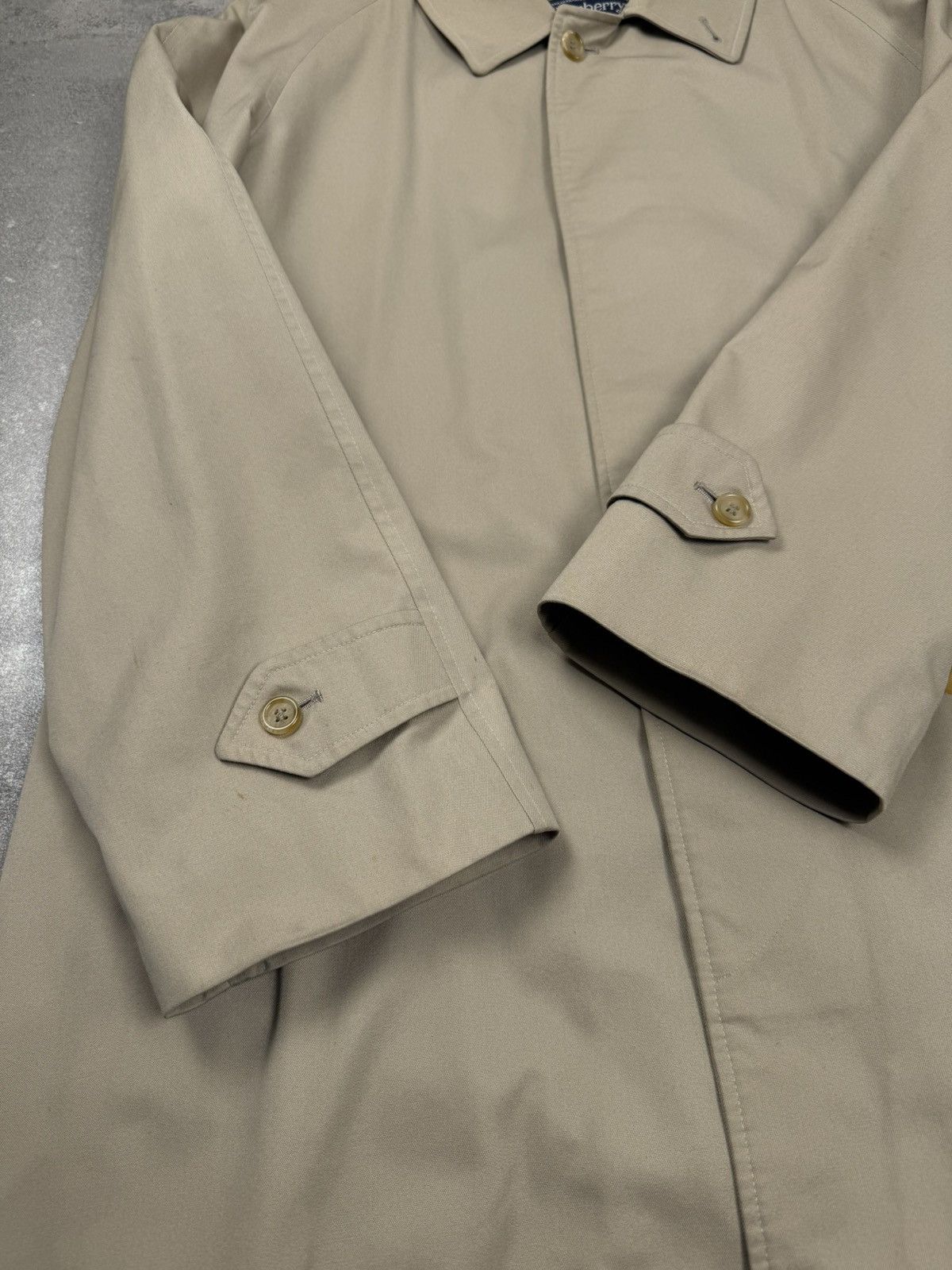 Burberry Burberry trench jacket luxury old money vintage 1990s Size US XL / EU 56 / 4 - 7 Thumbnail