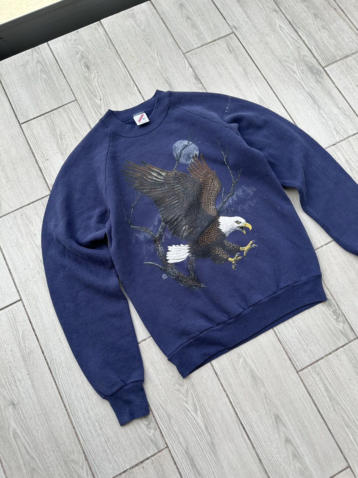 Other Vintage Wild Nature Eagle Made In USA NAVY crewneck Size US M / EU 48-50 / 2 - 2 Thumbnail