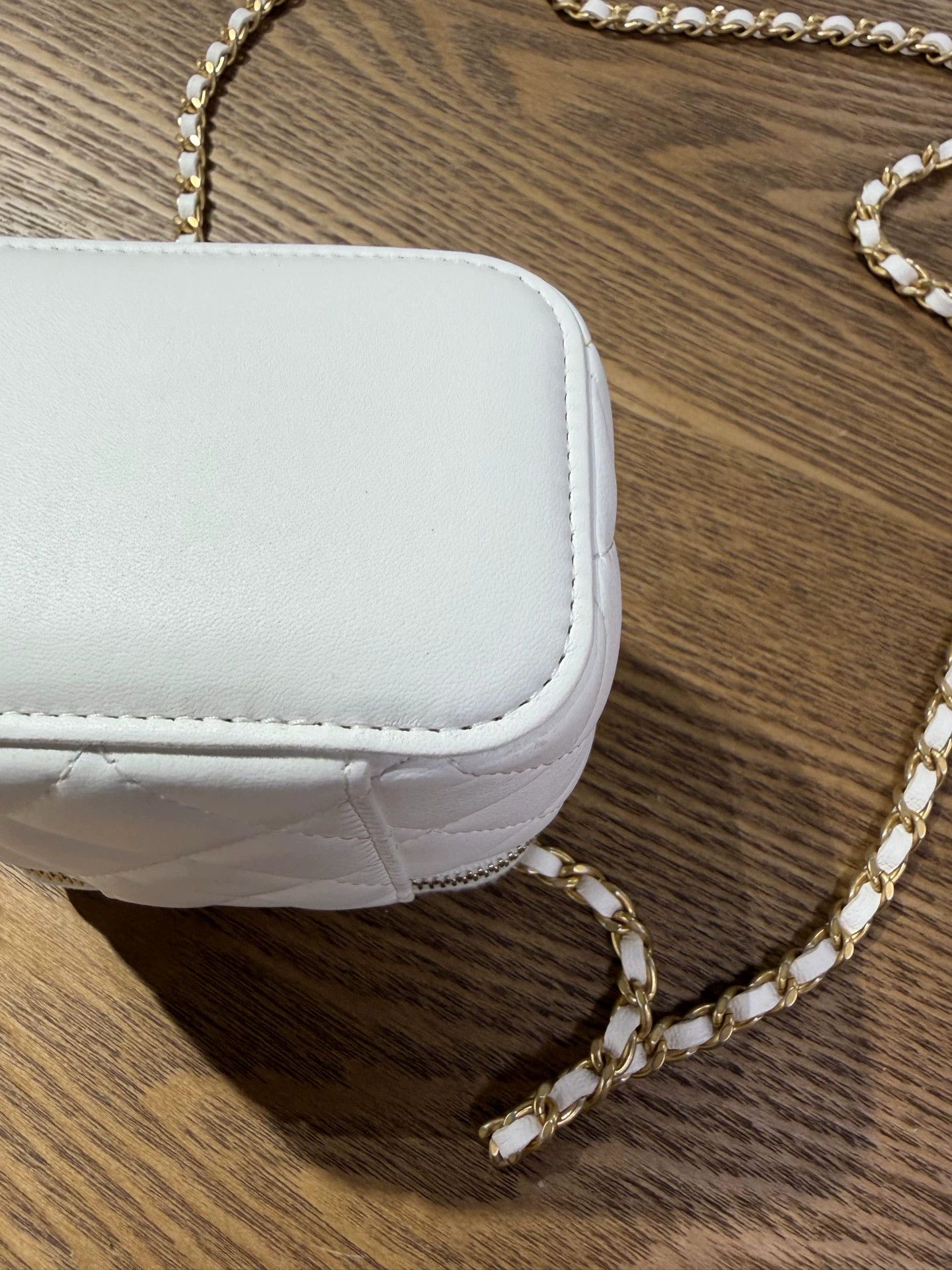 Chanel Chanel Crossbody Bag Lambskin 10x7x9cm Size ONE SIZE - 4 Thumbnail
