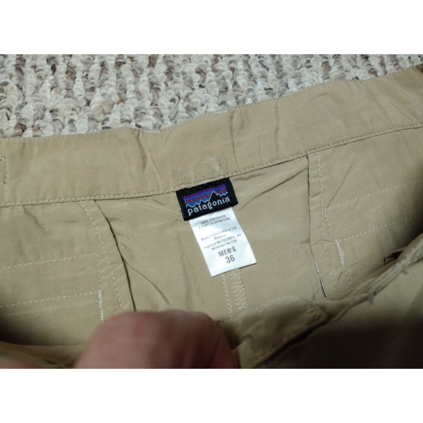 Patagonia Patagonia Shorts Men 36 Chino Cotton Beige Regular Logo Embroidered Pocket Zip Belt Loops 5in Inseam Casual Vintage No Size US 36 / EU 52 - 2 Thumbnail