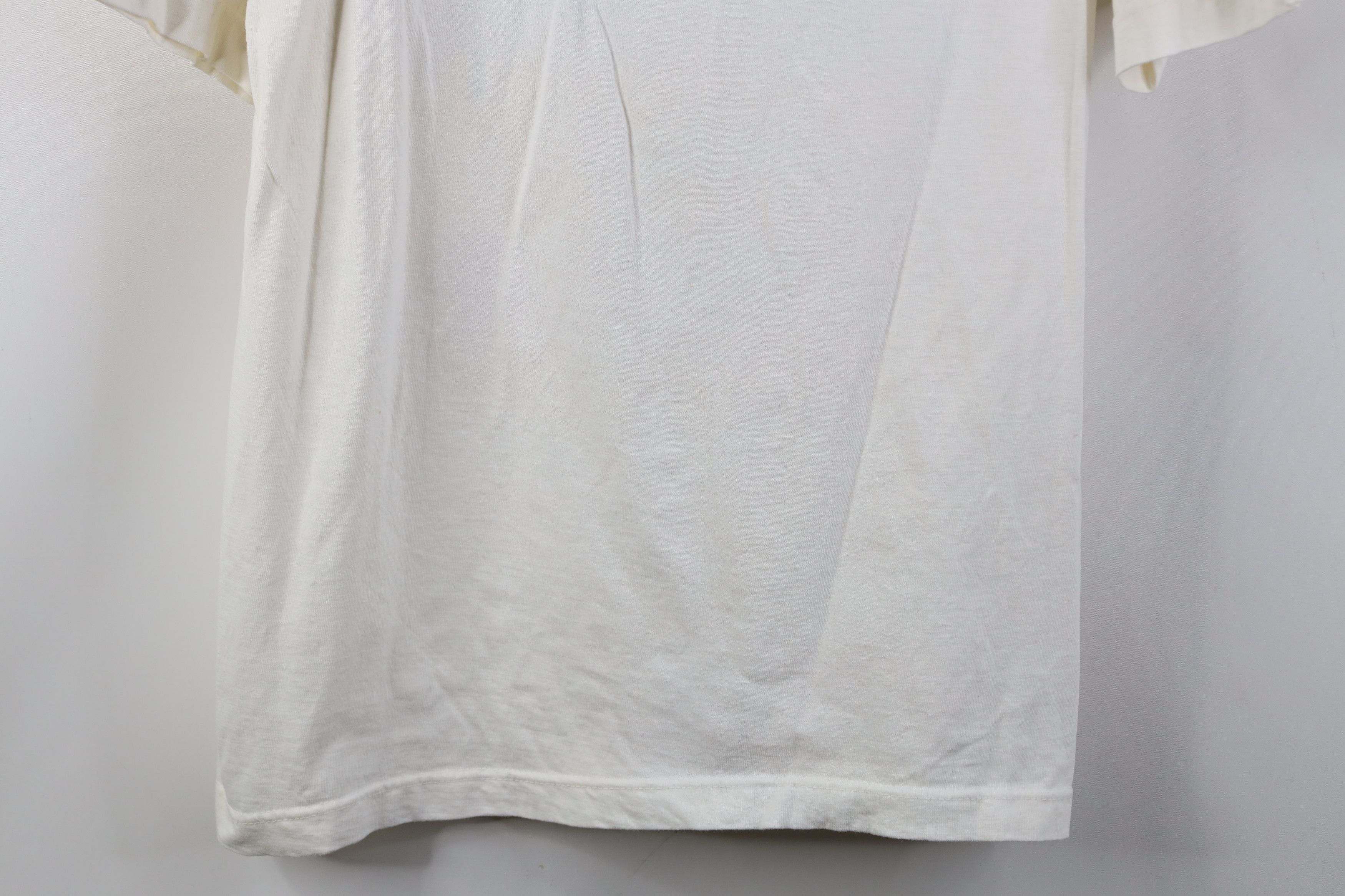 Vintage Vintage 90s Streetwear Nothing Skull Skeleton T-Shirt White Size US L / EU 52-54 / 3 - 3 Thumbnail