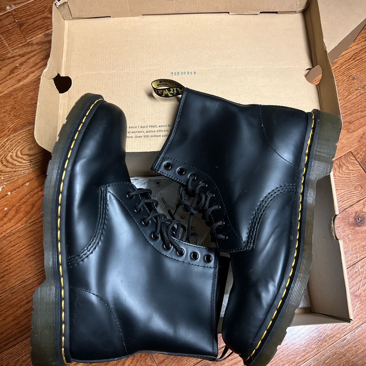 Other Doc Martens Size US 12 / EU 45 - 1 Thumbnail