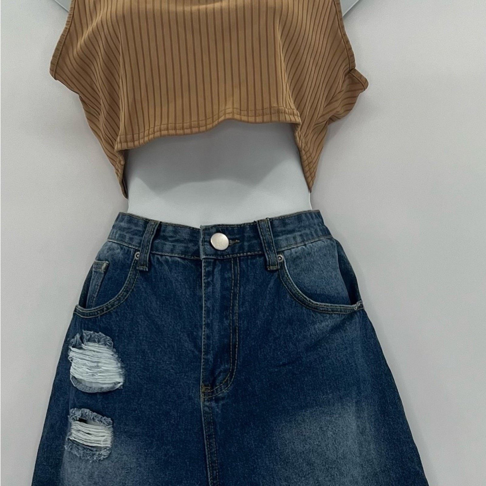 Boohoo Boohoo Tan Ribbed Knit Scooped Cropped Tank Top Size 12 NWT Size XL / US 12-14 / IT 48-50 - 11 Thumbnail