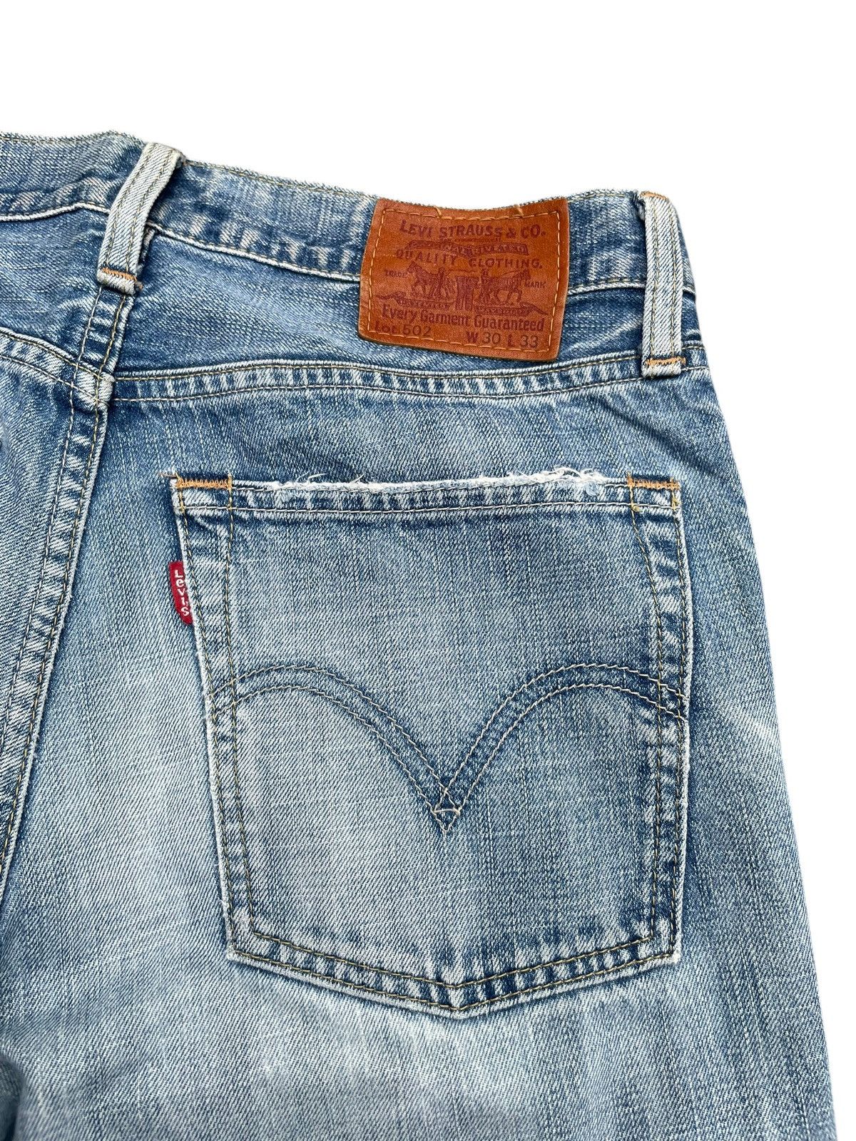 Levi's Vintage Levi’s 502 Distresed Size US 31 - 12 Thumbnail