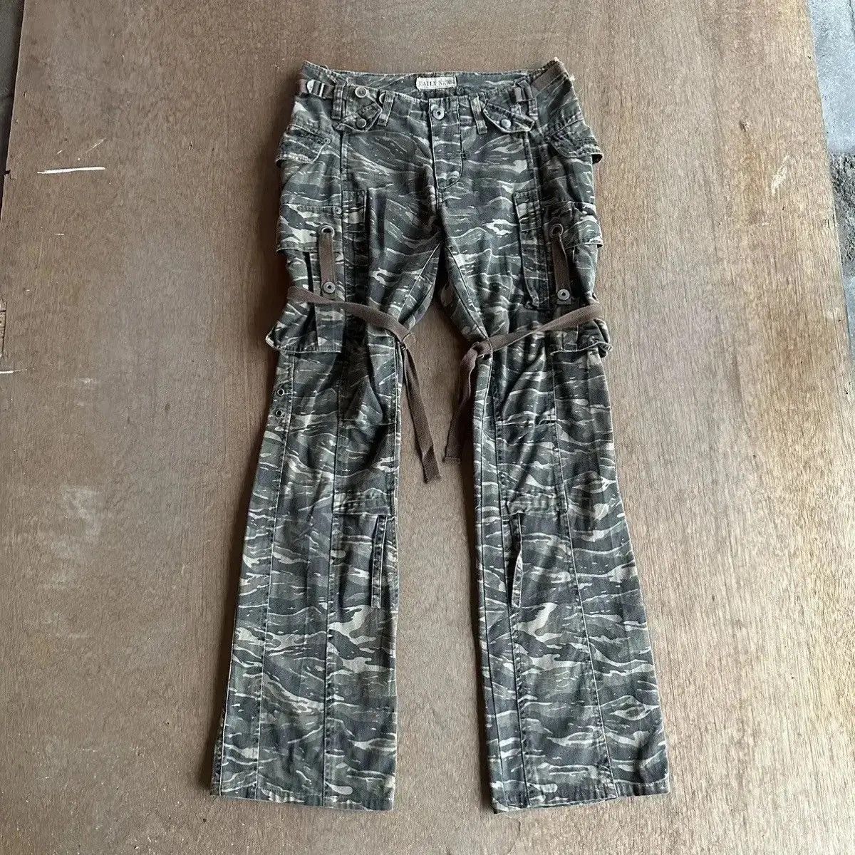 Vintage RARE‼️ W30 L31 FLARE/BOOTCUT Japanese Vtg Bondage Punk Cargo Size US 30 / EU 46 - 17 Thumbnail