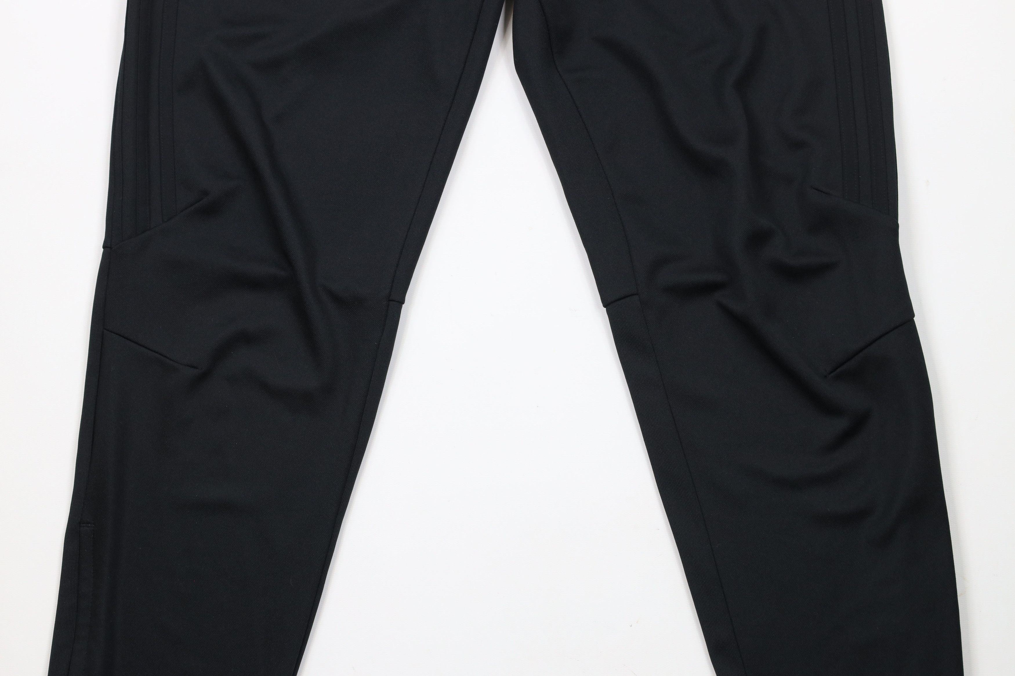 Adidas × Vintage Vintage Adidas Tapered Leg Soccer Warm Up Sweatpants Black Size US 34 / EU 50 - 3 Thumbnail