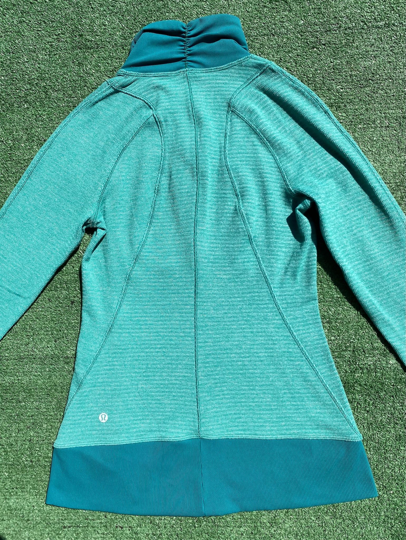 Lululemon Lululemon Runderful 1/2 Zip Green Teal Long Sleeve Shirt 4 Size S / US 4 / IT 40 - 6 Thumbnail
