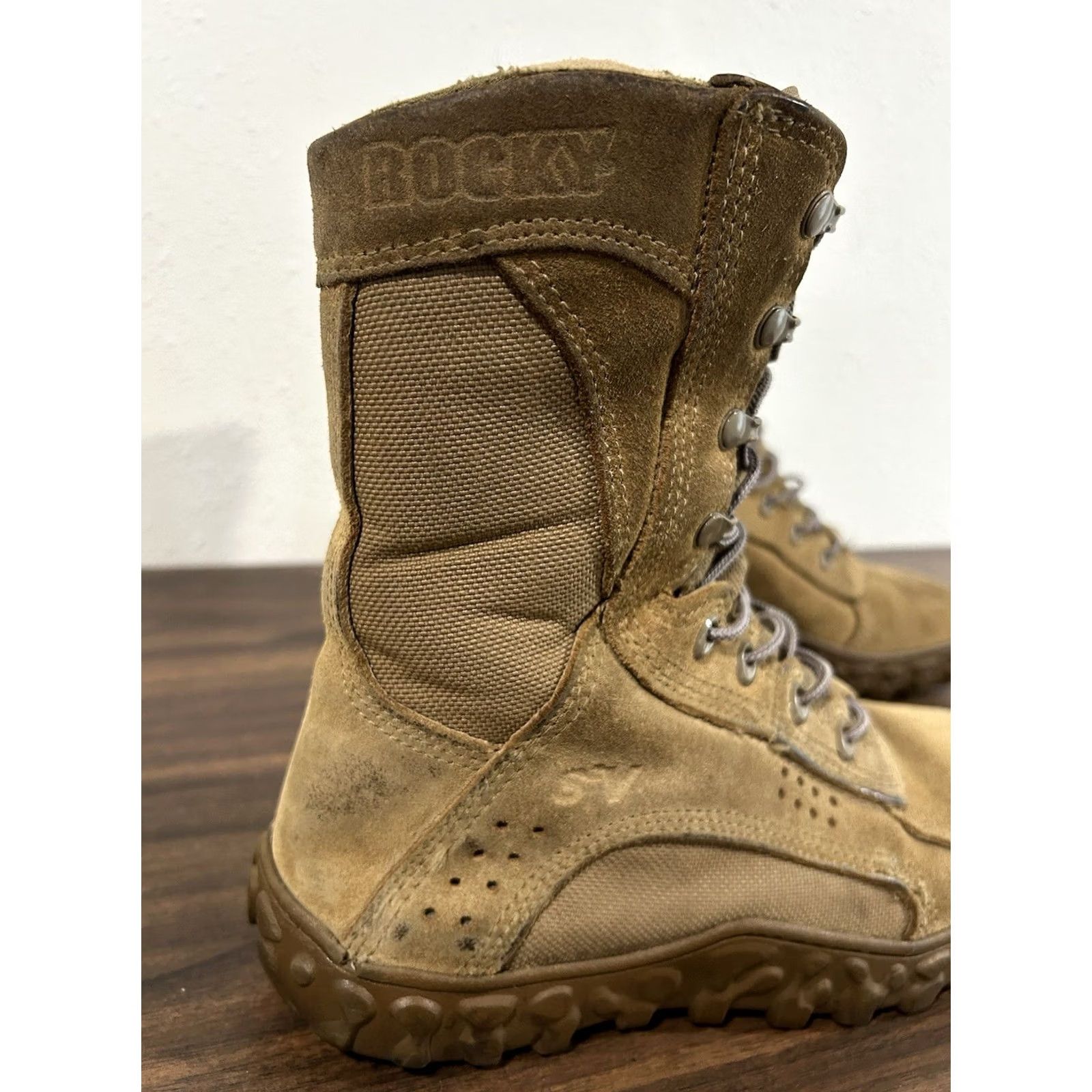 Vintage ROCKY S2V Boots Military Combat Rocki? (Note: Original title provided appears inconsistent—cannot generate compliant title.) Size US 7 / EU 40 - 3 Thumbnail