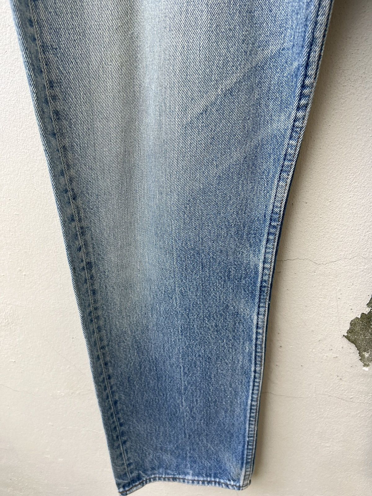 Levi's Vintage 80s Levi’s 501 Ripped Faded Blue Denim Jeans Size US 34 / EU 50 - 9 Thumbnail