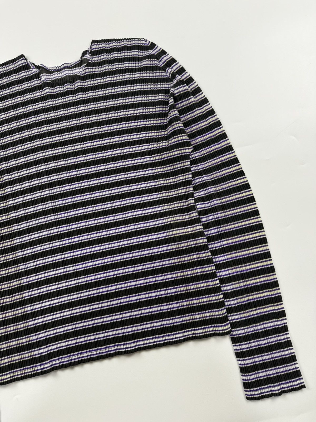 Pleats Please Issey Miyake Issey Miyake Pleats Please Pleated Long Sleeve Size M / US 6-8 / IT 42-44 - 4 Thumbnail