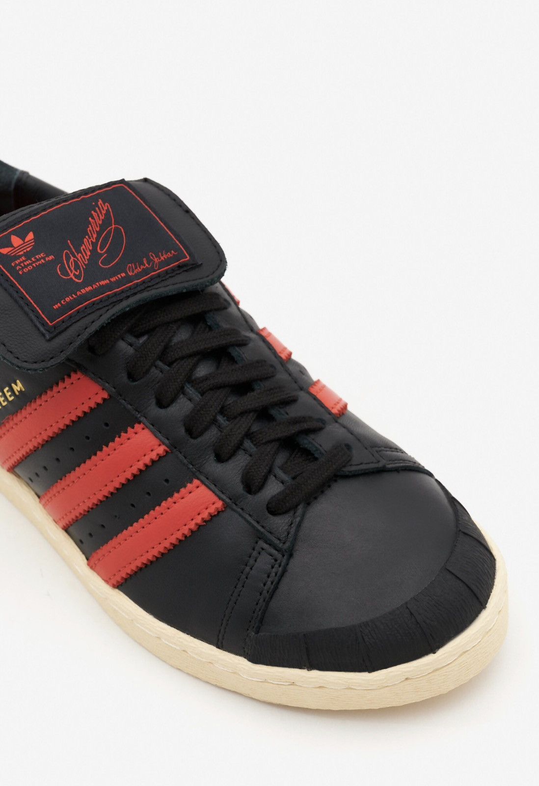 Adidas × Willy Chavarria Adidas x Willy Chavarria Jabbar Low Sneakers in Core Black Size US 9 / EU 42 - 4 Thumbnail