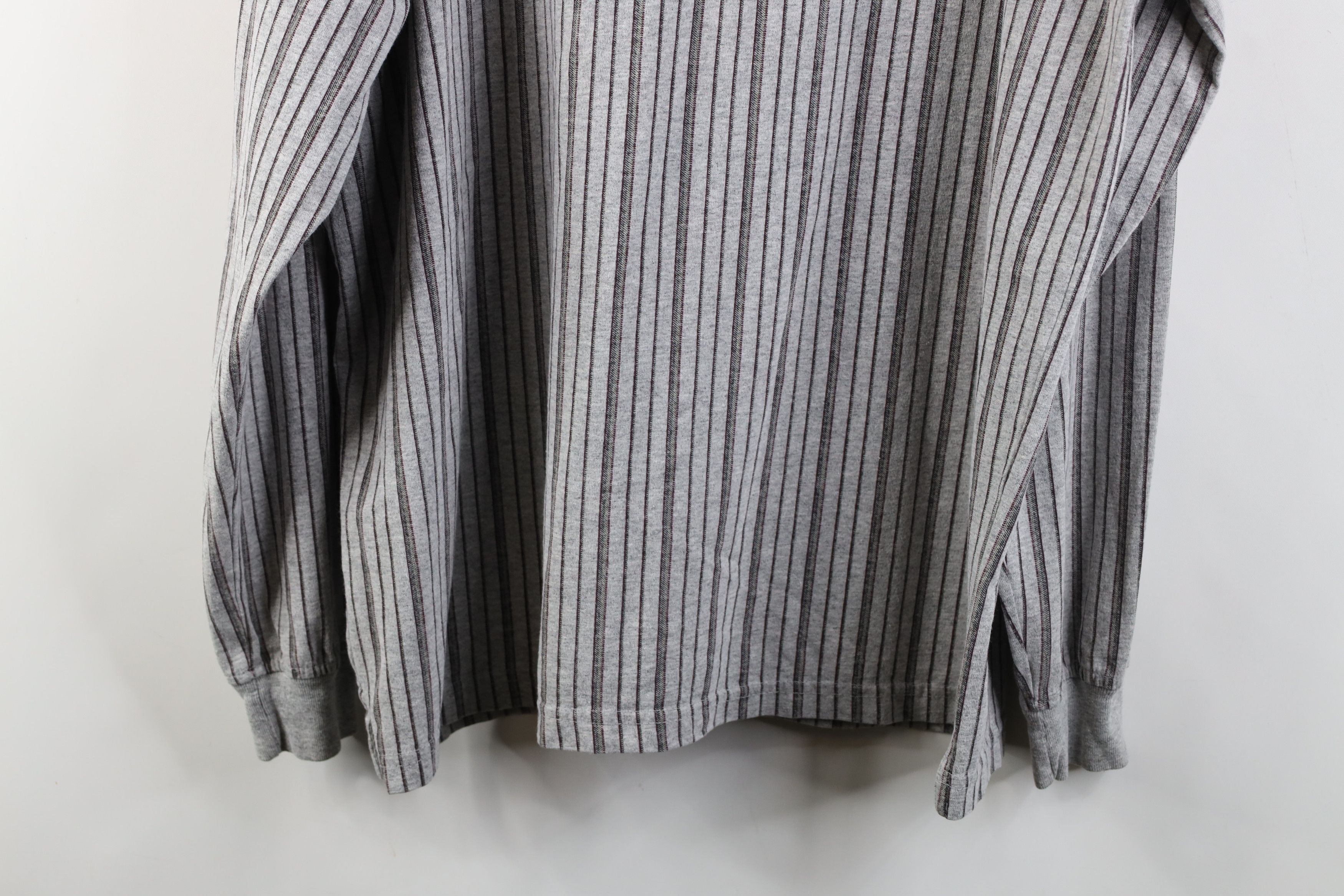 Vintage Vintage 90s Streetwear Block Long Sleeve Henley T-Shirt Size US L / EU 52-54 / 3 - 12 Thumbnail