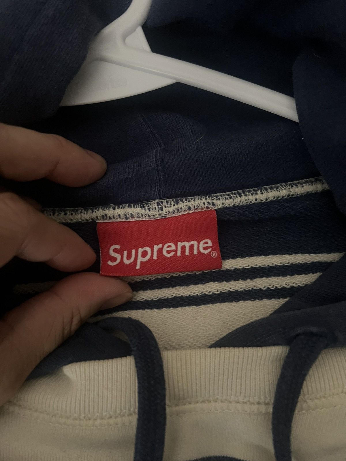 Supreme SUPREME Size US L / EU 52-54 / 3 - 5 Thumbnail