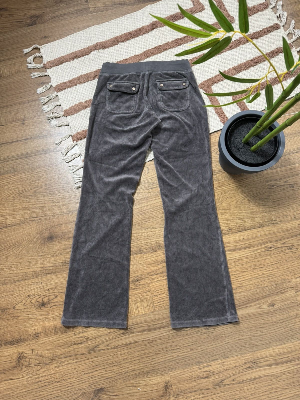 Juicy Couture VINTAGE JUICY COUTURE VELOUR PANTS Size 25" / US 0 / IT 36 - 2 Thumbnail