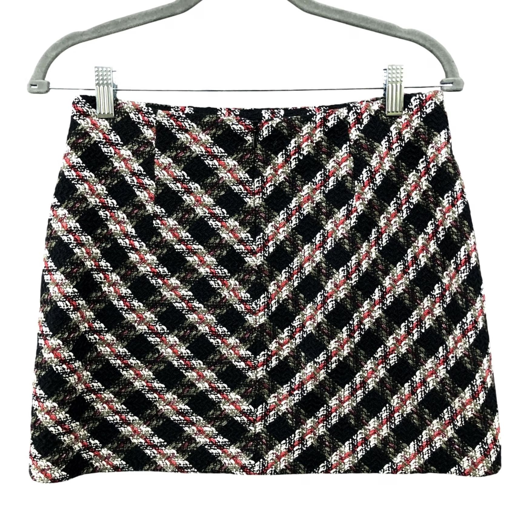 Zara Zara Tweed Mini Skirt S Small Black Red Plaid Boucle Zipper Skirt Womens Fashion Casual Formal Vintage Glam Size 28" / US 6 / IT 42 - 2 Thumbnail