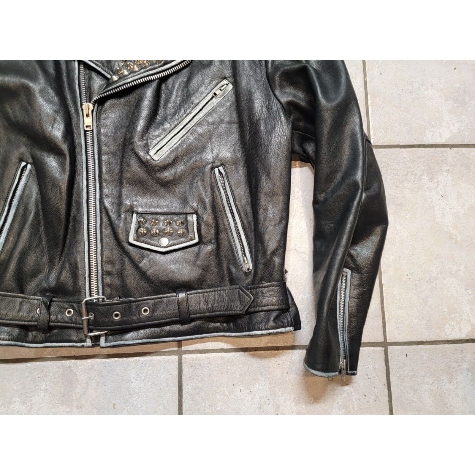 Wilson VINTAGE WILSON PUNK METAL TRASH PAINT MOTORCYCLE LEATHER JACKET XLARGE Jacket Mens Leather Black 90s Size US XL / EU 56 / 4 - 5 Thumbnail