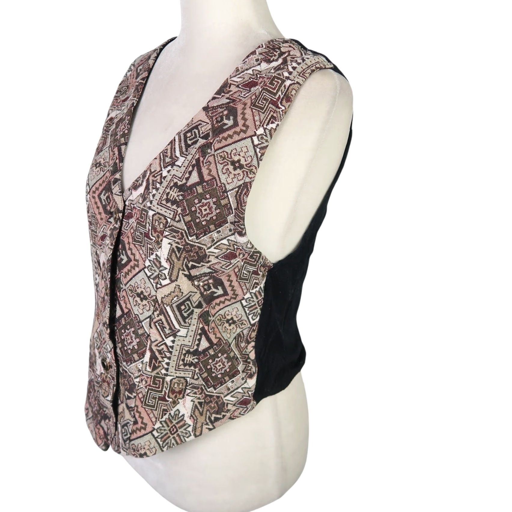 Vintage VINTAGE Baxter & Wells Geometric Tapestry Needlepoint Vest S Women Black Geometric 90s Bohemian Sleeveless Button Front Tie Back Short Length Size S / US 4 / IT 40 - 3 Thumbnail