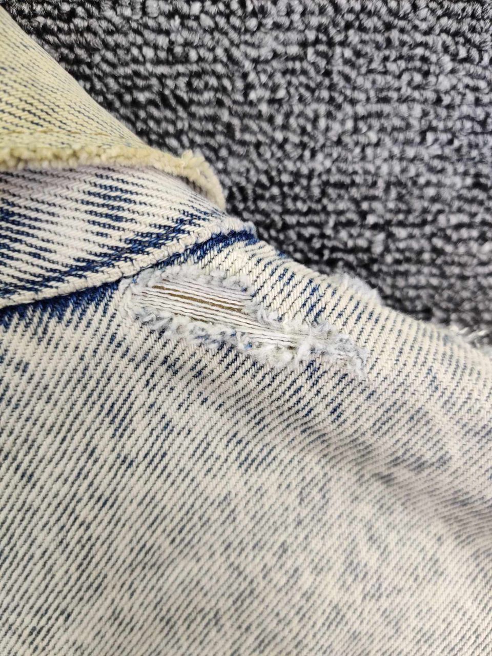 Wrangler Vintage Thrashed 90s Wrangler Acid Wash Denim Trucker Jacket Size US M / EU 48-50 / 2 - 7 Thumbnail