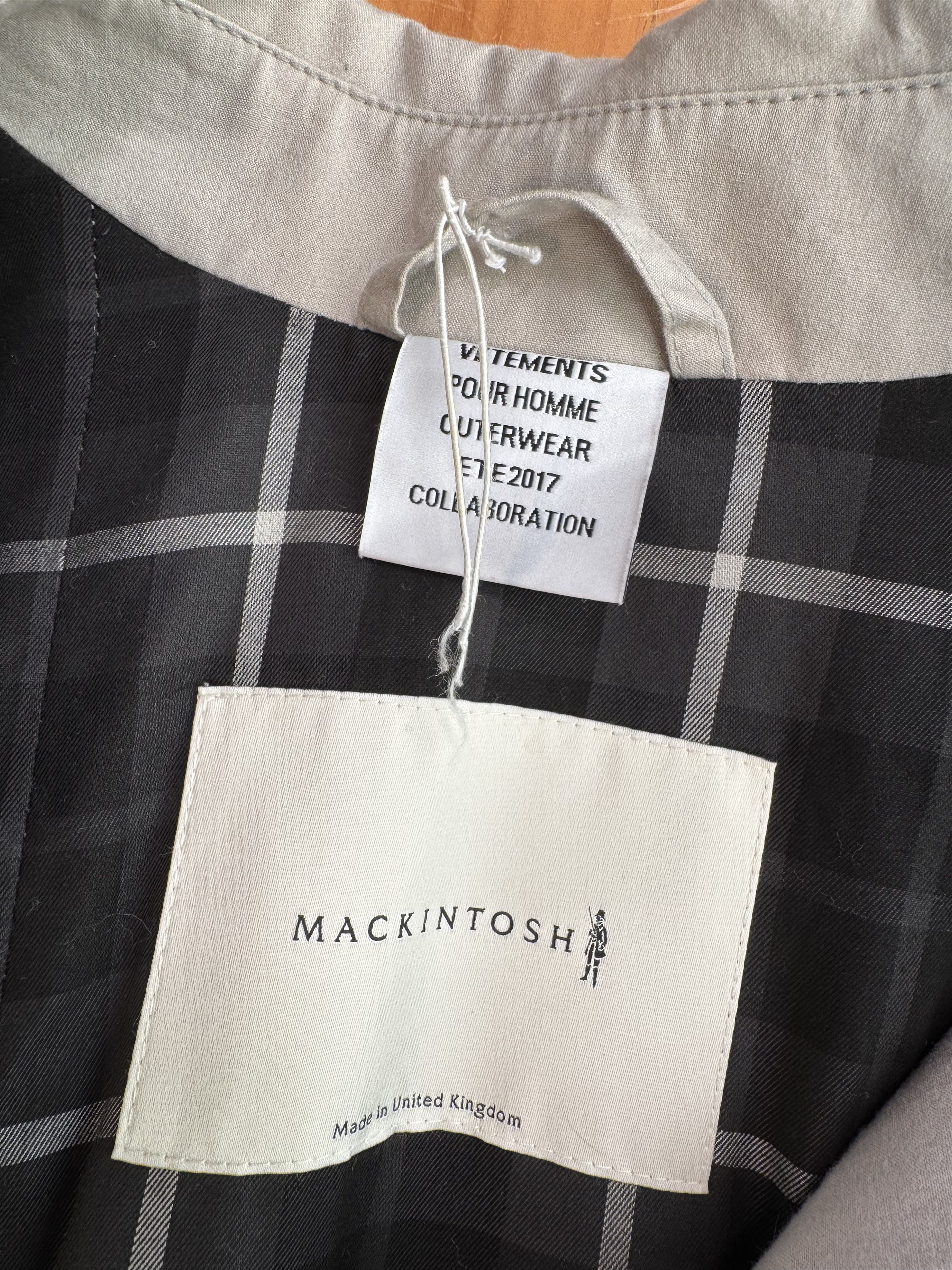 Vetements SS17 Vetements x Mackintosh Oversized Trench Coat Belted Size US S / EU 44-46 / 1 - 10 Thumbnail