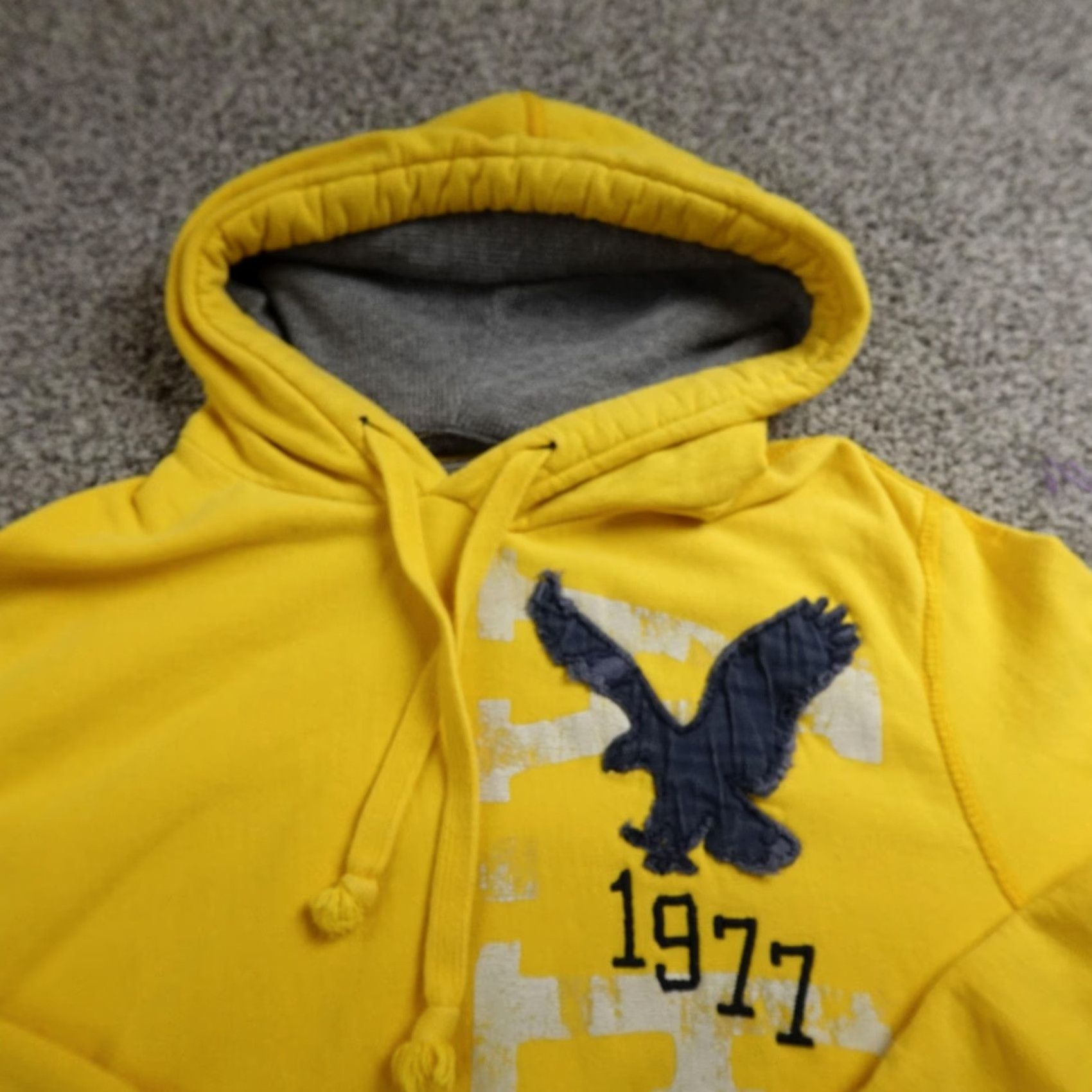 American Eagle Outfitters VTG American Eagle Hoodie Mens M Yellow Pullover Sweatshirt Thermal Hood Pockets Graphic Print Logo Embroidered Crew Neck Fleece Winter Classic Shirt Size US M / EU 48-50 / 2 - 3 Thumbnail