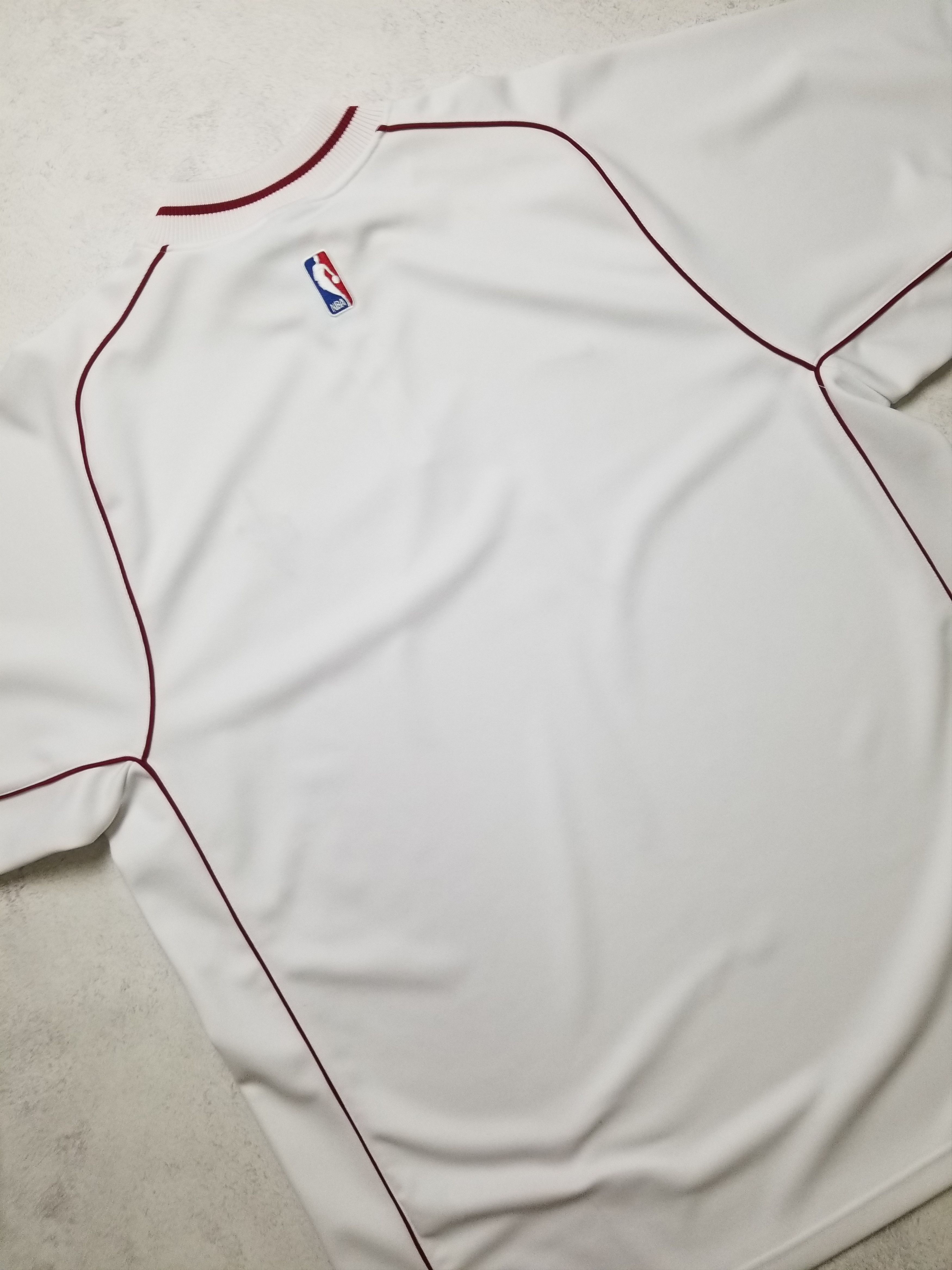 Nike VTG Cleveland Cavaliers NBA 1/4 Zip Shooting Shirt Jersey XL Size US XL / EU 56 / 4 - 11 Thumbnail