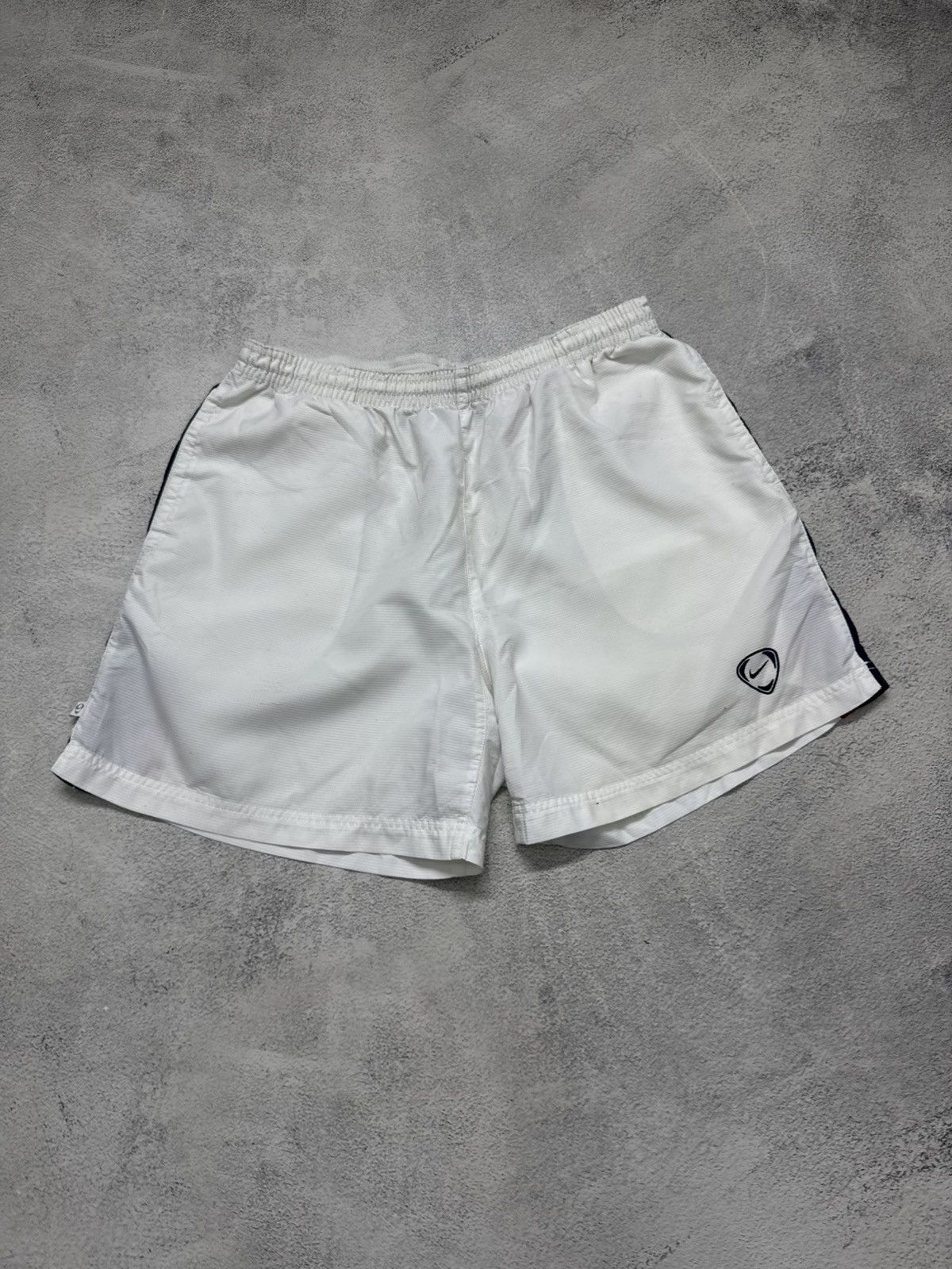 Nike Vintage Y2k Nylon Nike Swoosh Shorts Size US 34 / EU 50 - 3 Thumbnail