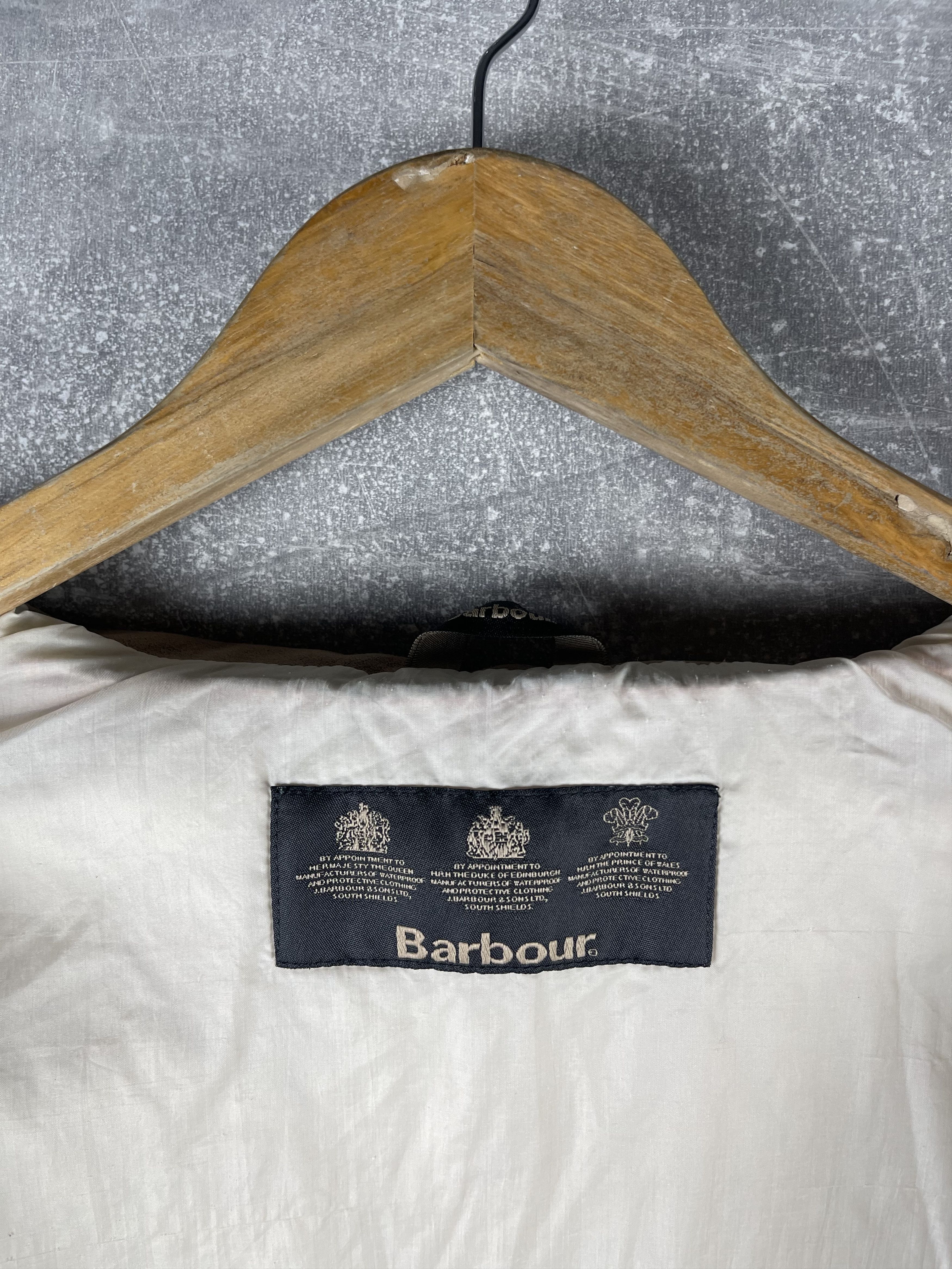 Barbour Vintage Barbour pink nylon puffer vest Size XS / US 0-2 / IT 36-38 - 10 Thumbnail