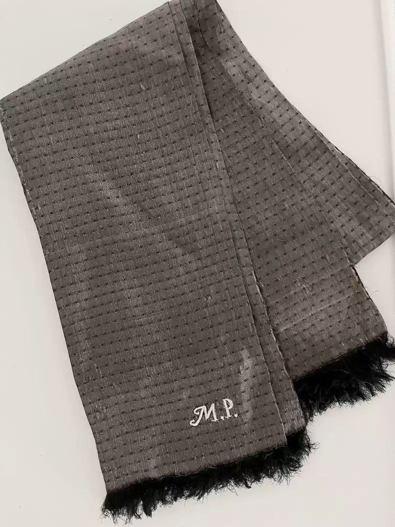 小物 DRIES VAN NOTEN SHORT SCARF SILK&WOOL DRIES VAN NOTEN SHORT SCARF SILK&WOOL - メルカリ