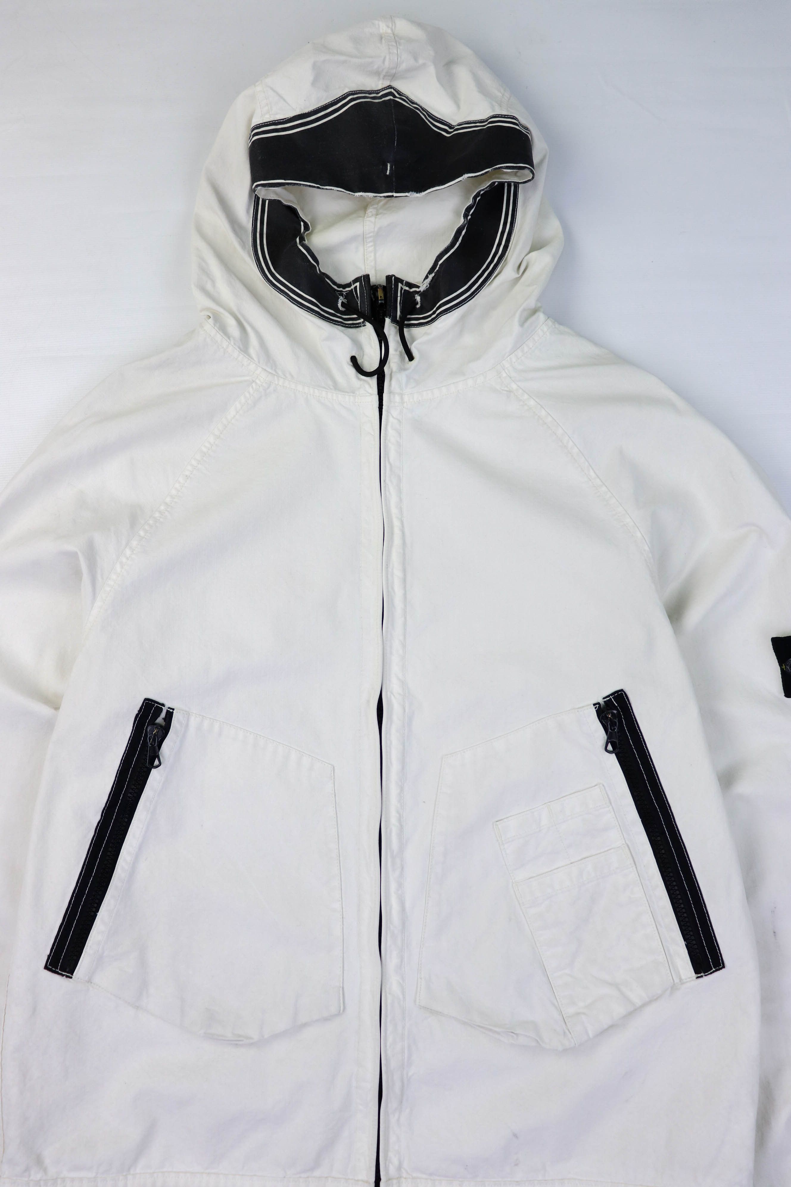 Stone Island Vintage Stone Island 06 White Laminated Cotton Hooded Jacket Size US L / EU 52-54 / 3 - 3 Thumbnail