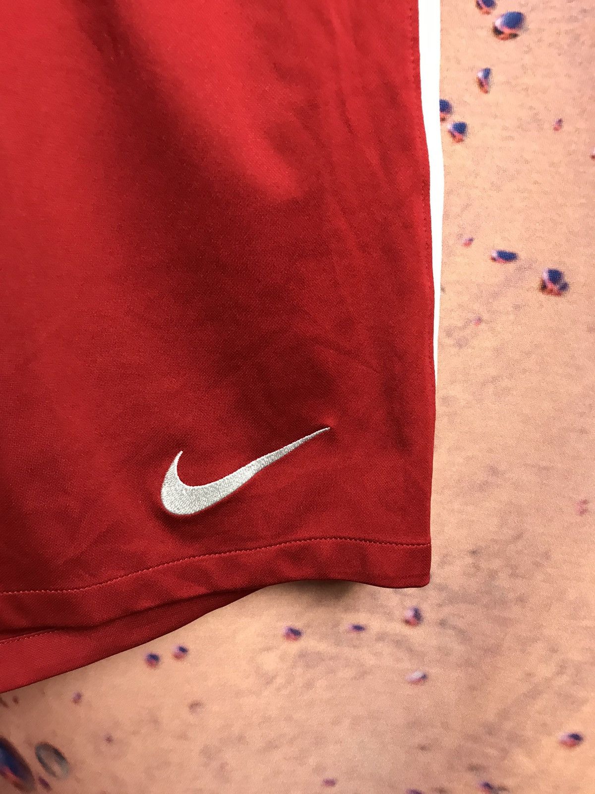 Nike Liverpool streetwear soccer shorts Size US 32 / EU 48 - 2 Thumbnail