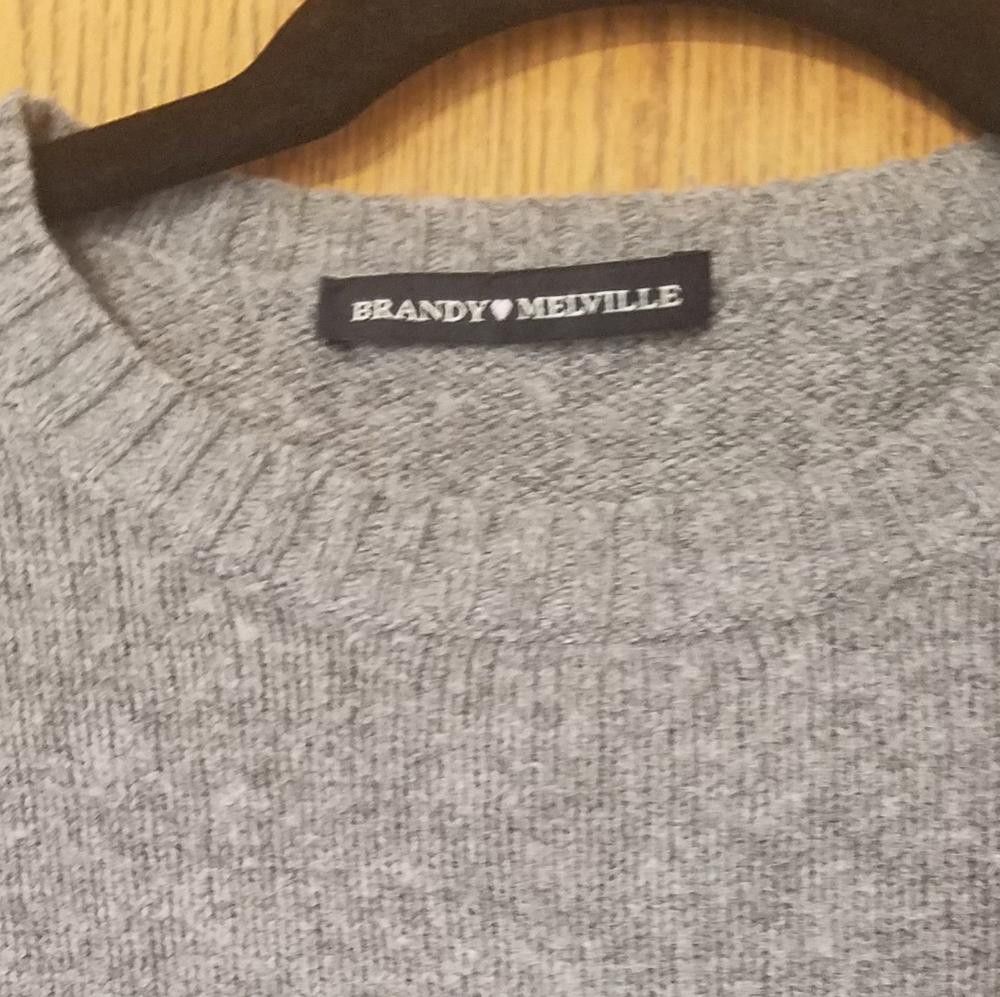 Designer Brandy Melville Gray Sweater Size ONE SIZE - 2 Thumbnail