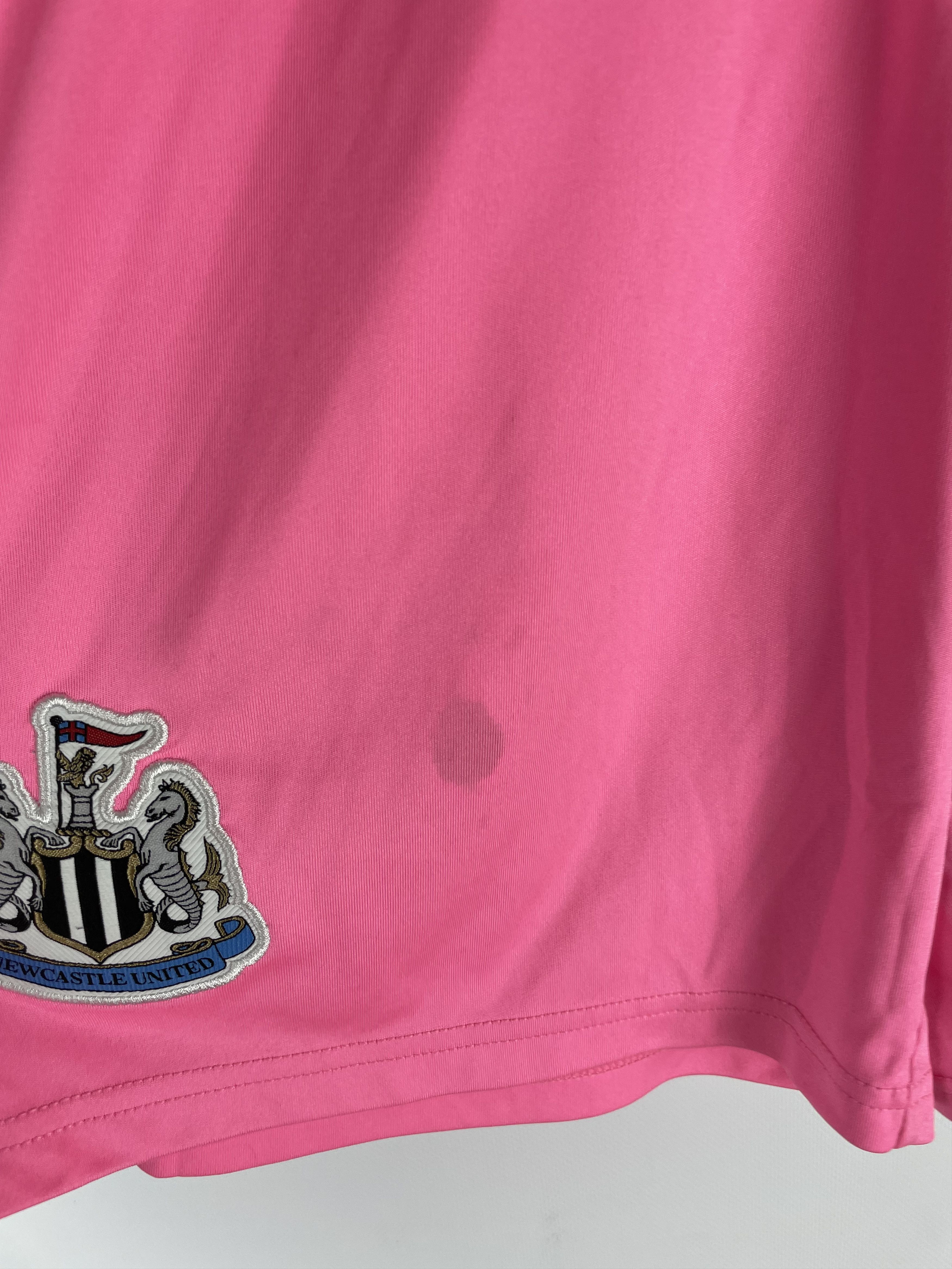 Puma Mens Vintage Newcastle United Puma shorts soccer rare Size US 32 / EU 48 - 5 Thumbnail