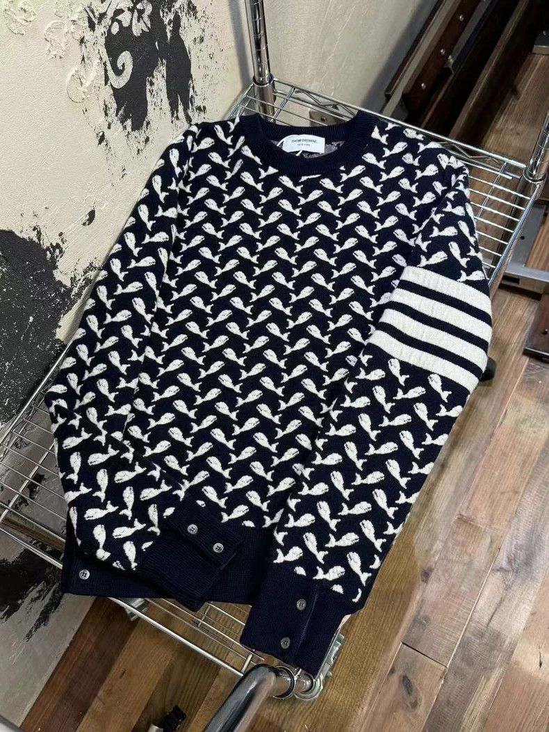 Thom Browne Thom Browne Navy Whale Print Wool Sweater- dmc Size US M / EU 48-50 / 2 - 1 Thumbnail