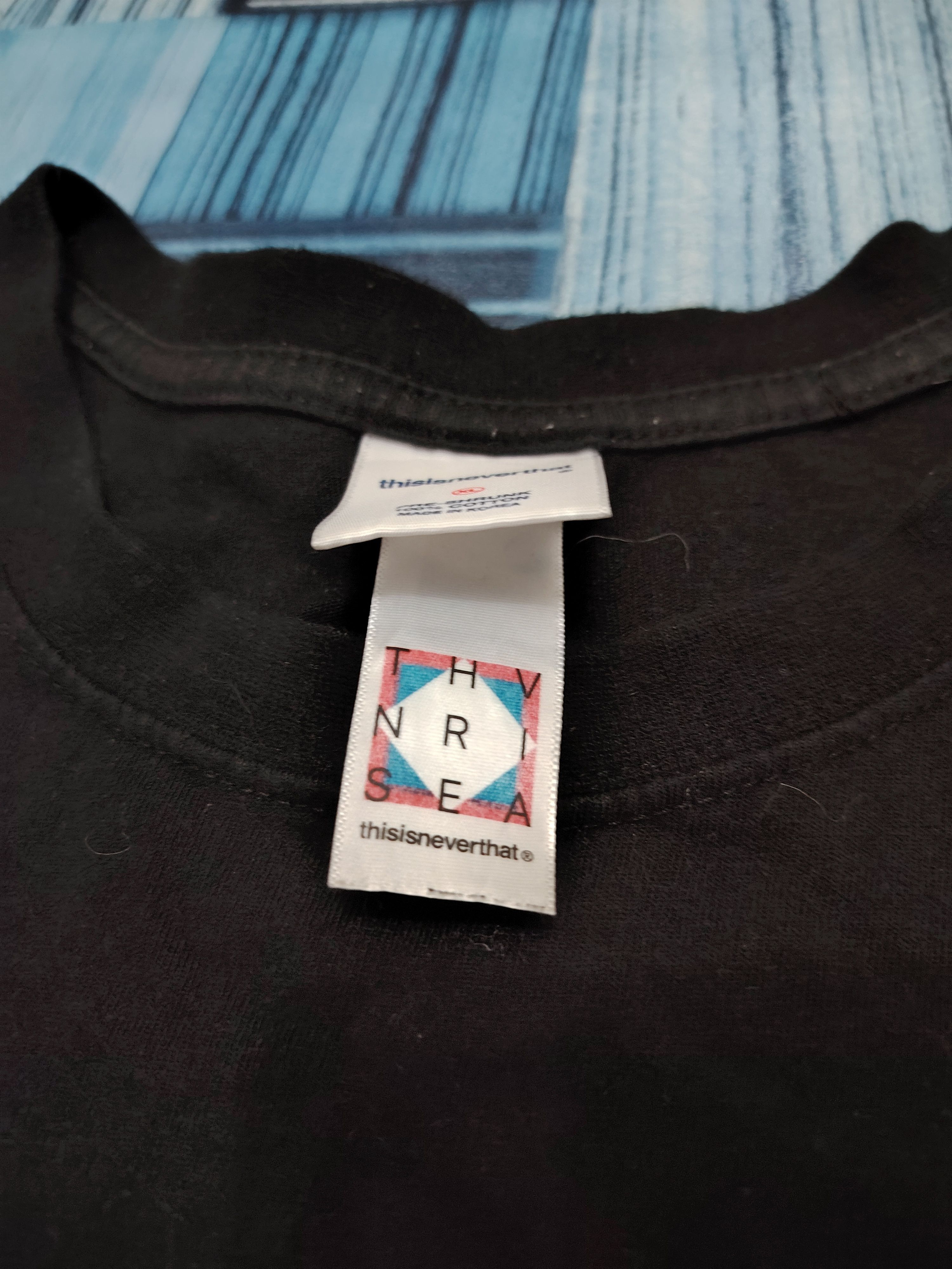 thisisneverthat Thisisneverthat Centre Logo Big Size Korean artist T shirt Size US XL / EU 56 / 4 - 5 Thumbnail