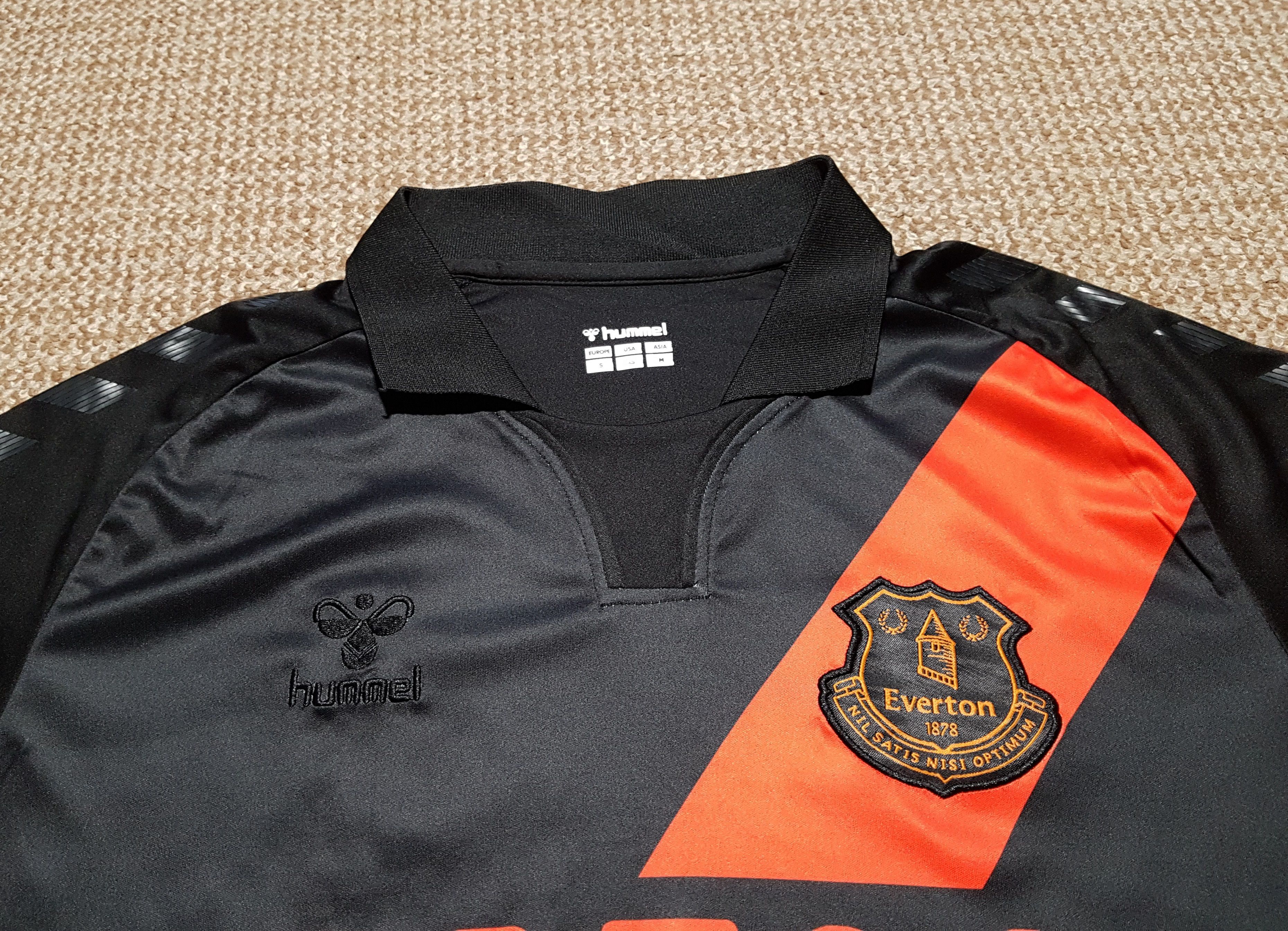 Hummel Hummel Everton 2021-22 Away Soccer Jersey Shirt sz S Size US S / EU 44-46 / 1 - 5 Thumbnail
