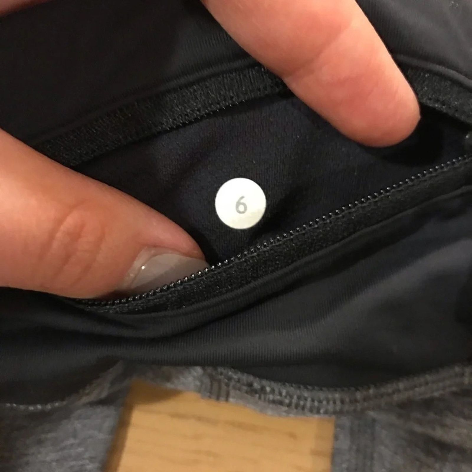 Lululemon Lululemon Run Inspire Crop II Luxtreme 6 Cropped Leggings Size 28" / US 6 / IT 42 - 11 Thumbnail