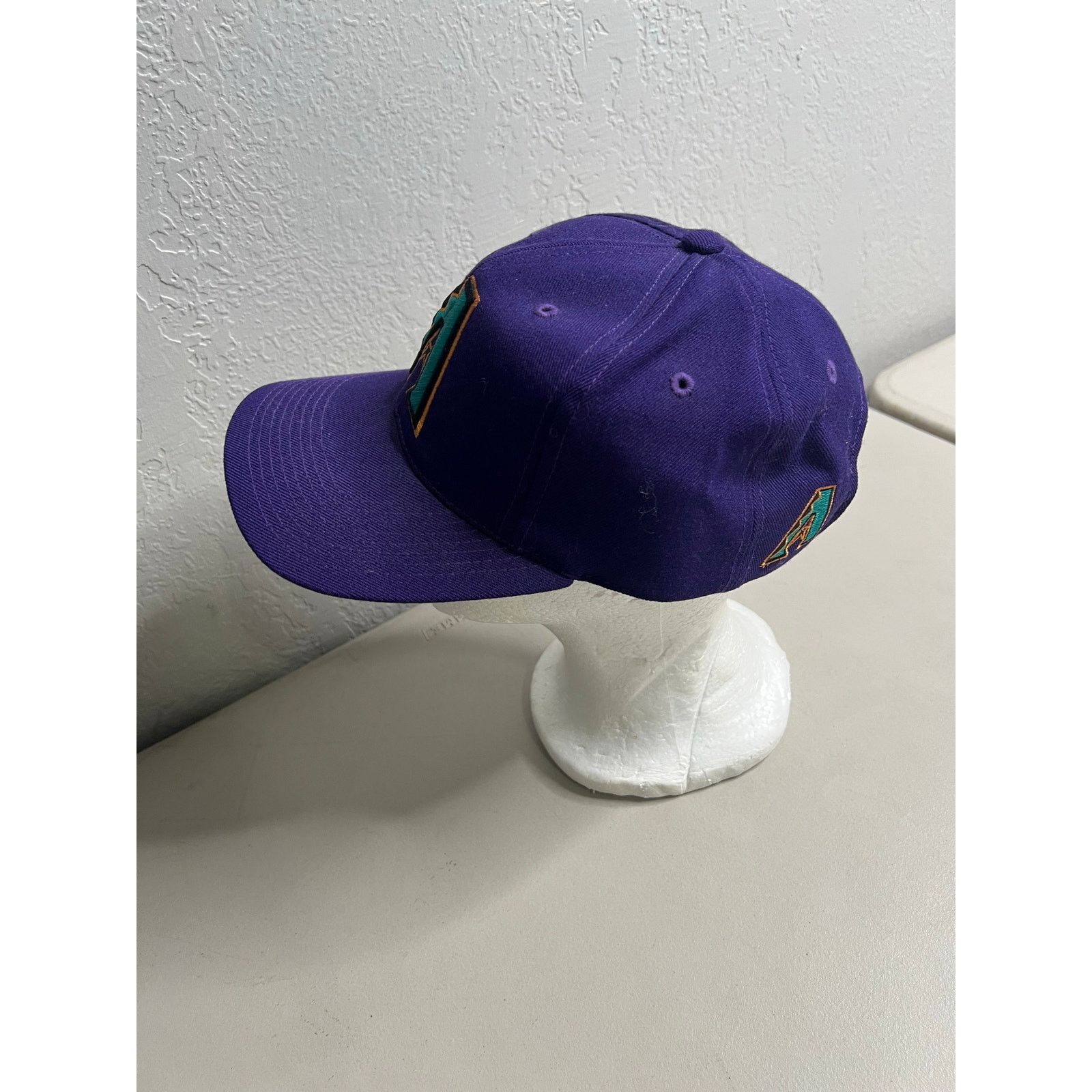 Vintage Vintage Arizona Diamondbacks Purple Strapback Hat 90s wool Size ONE SIZE - 11 Thumbnail