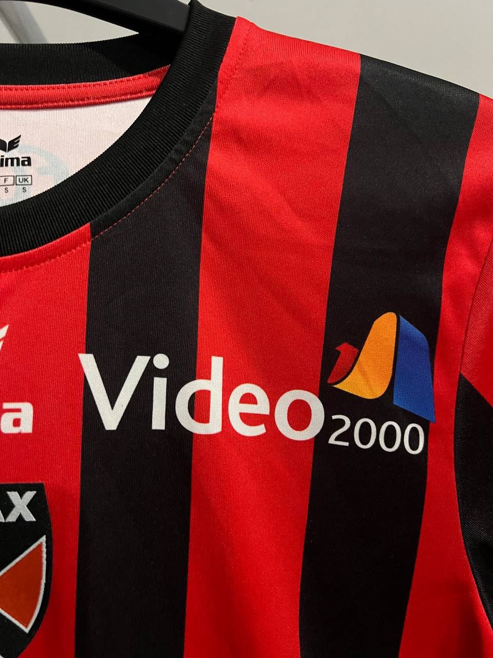 Erima 2015/16 NEUCHATEL XAMAX HOME SOCCER JERSEY FOOTBALL SHIRT S Size US S / EU 44-46 / 1 - 6 Thumbnail