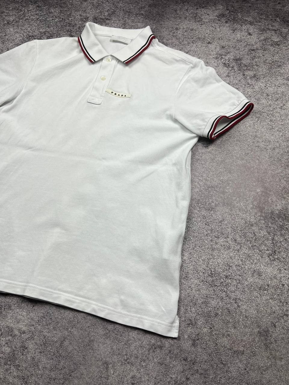 Prada Prada Polo White Tab T-Shirt Luxury Size US L / EU 52-54 / 3 - 3 Thumbnail