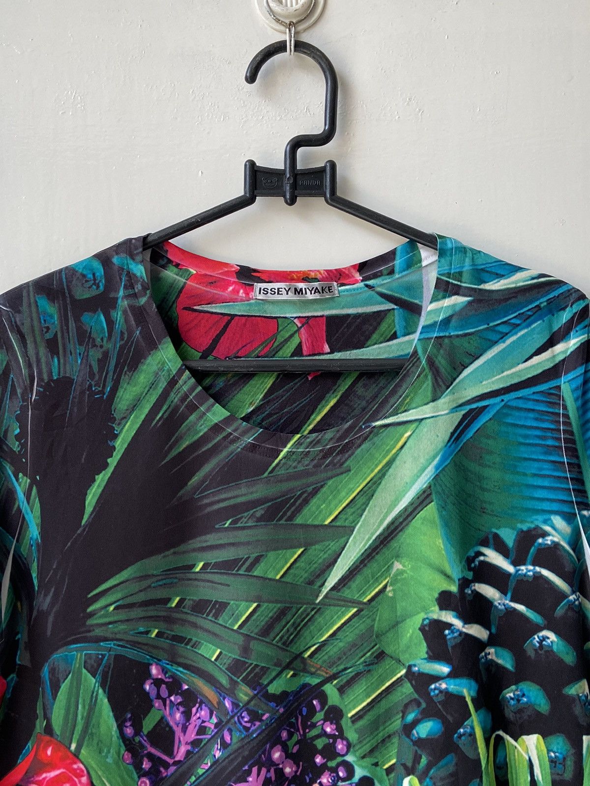 ISSEY MIYAKE Motive T-shirt