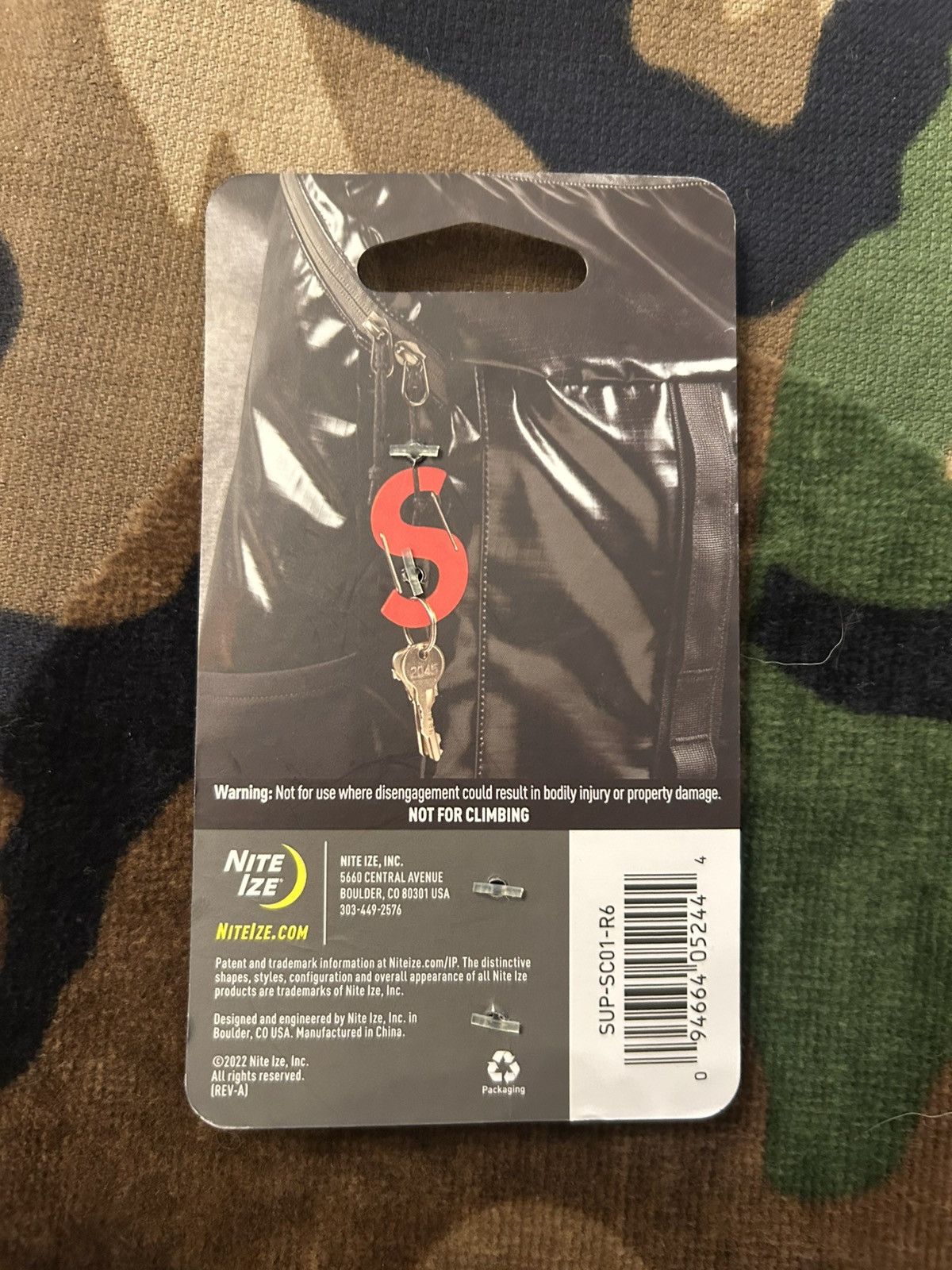 Supreme Supreme Nite Ize S Logo Keychain Black FW21 Size ONE SIZE - 4 Thumbnail