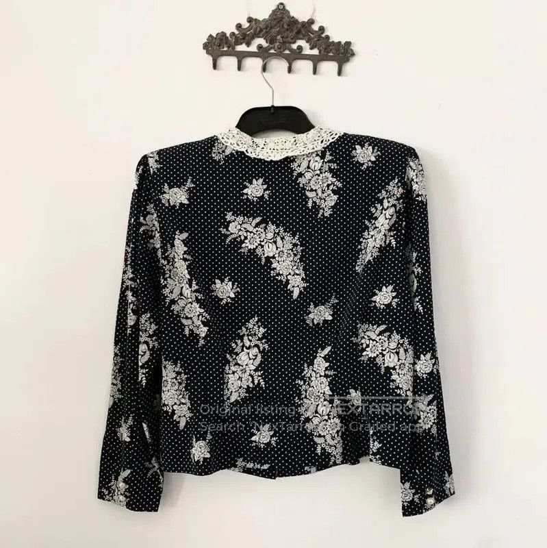 Burberry Burberry Women's Black Floral Cardigan. Size M / US 6-8 / IT 42-44 - 4 Thumbnail