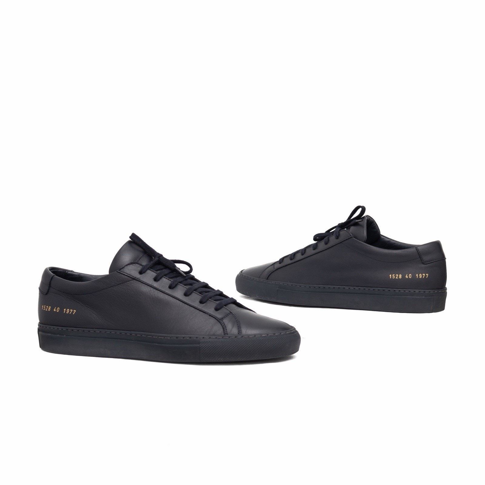 Common Projects 480$ Common Projects Original Achilles Low Navy EU 40 US 7 Size US 7 / EU 40 - 1 Thumbnail