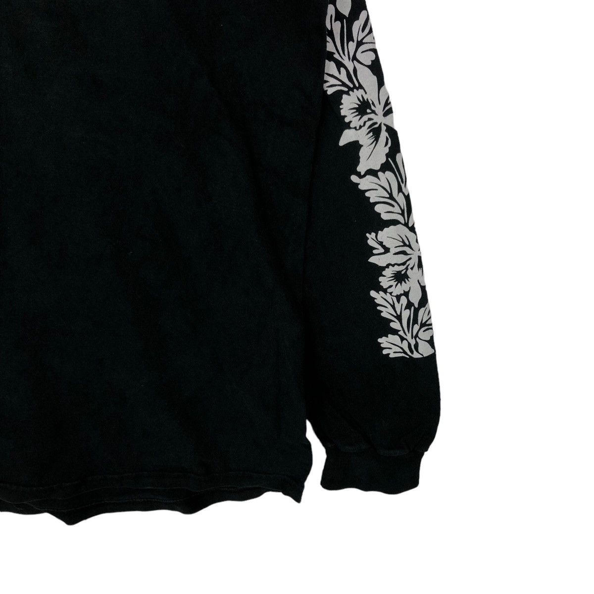 Vintage VINTAGE 90’s HANES LONG SLEEVE FLOWER BIG LOGO USA MADE Size US L / EU 52-54 / 3 - 4 Thumbnail
